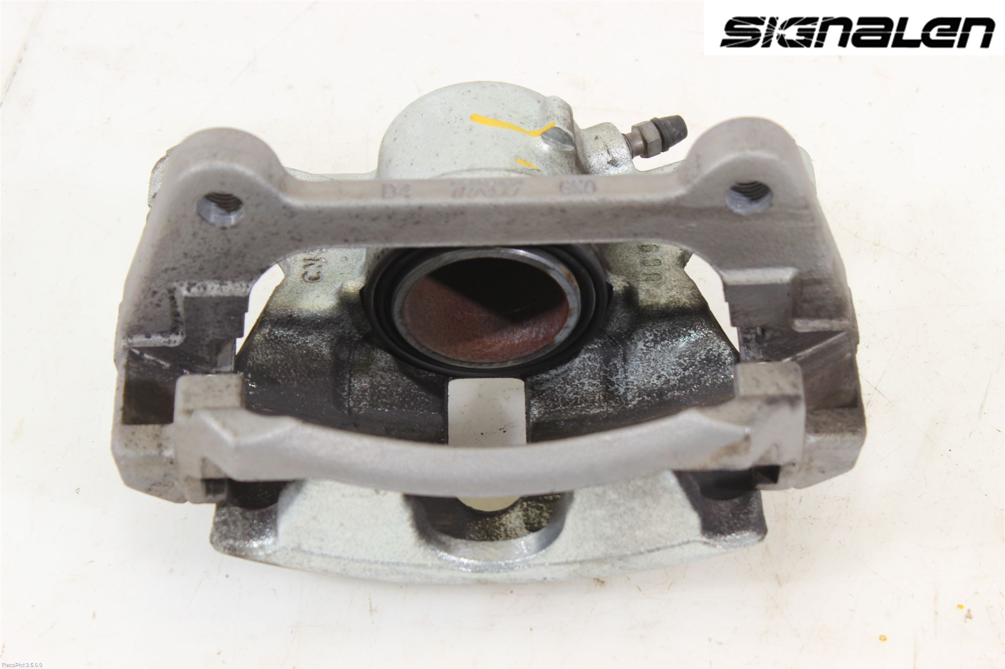 Volkswagen VW PASSAT 15-19 Bremsecaliper Foran Høyre