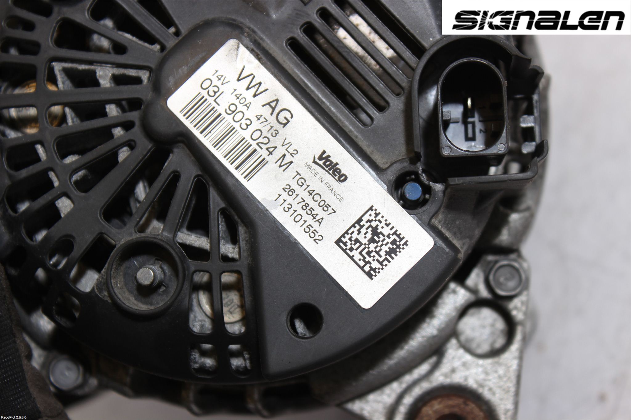 Skoda SUPERB 09-15 Dynamo