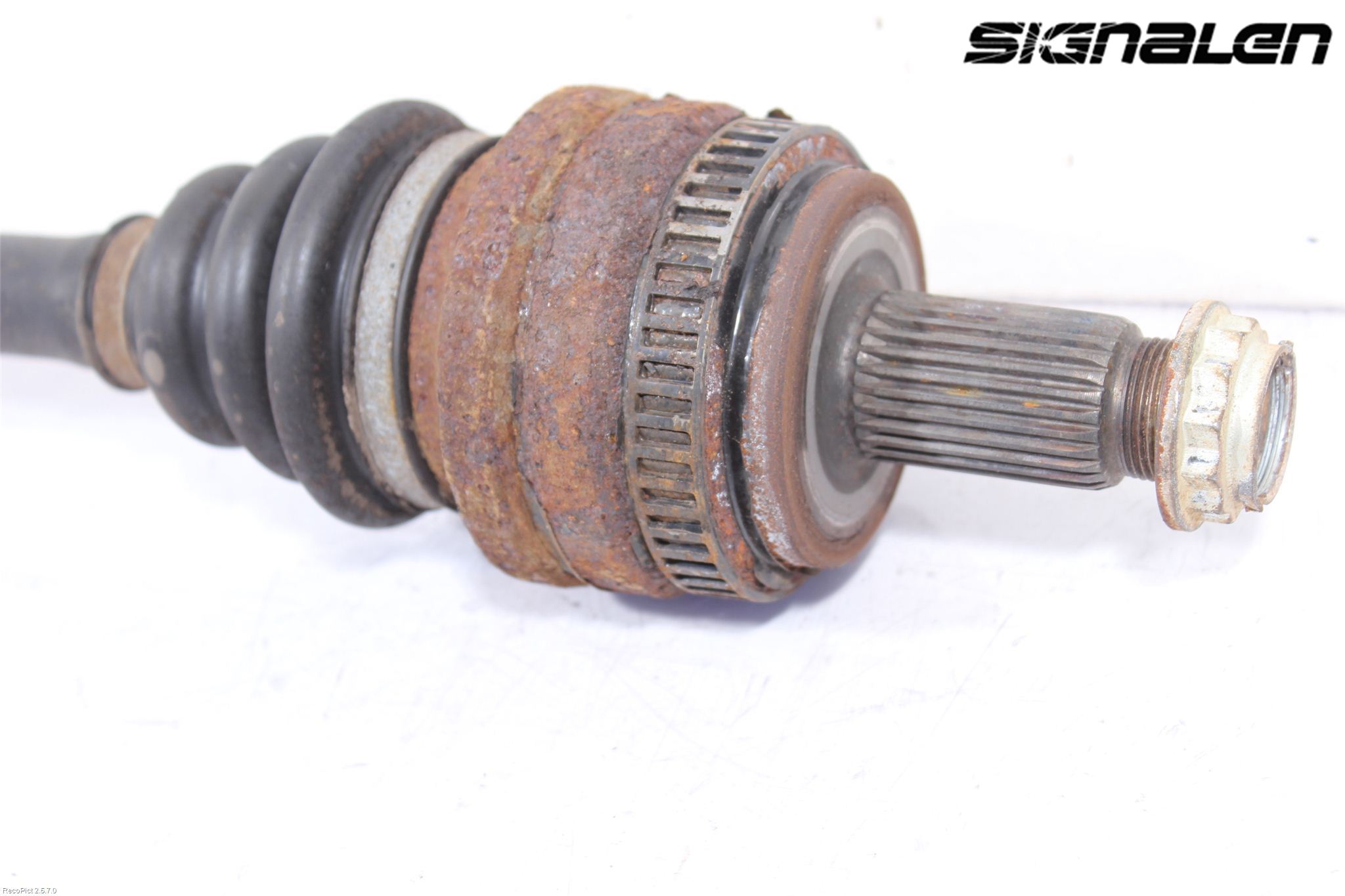 BMW 3 E90/91 SED/TOU 05-12 Drivaksel Bak Kompl Venstre