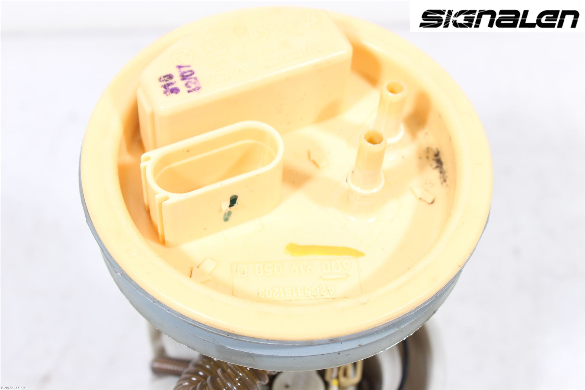 Volkswagen VW POLO 05-09 Drivstoffpumpe Fødepumpe El