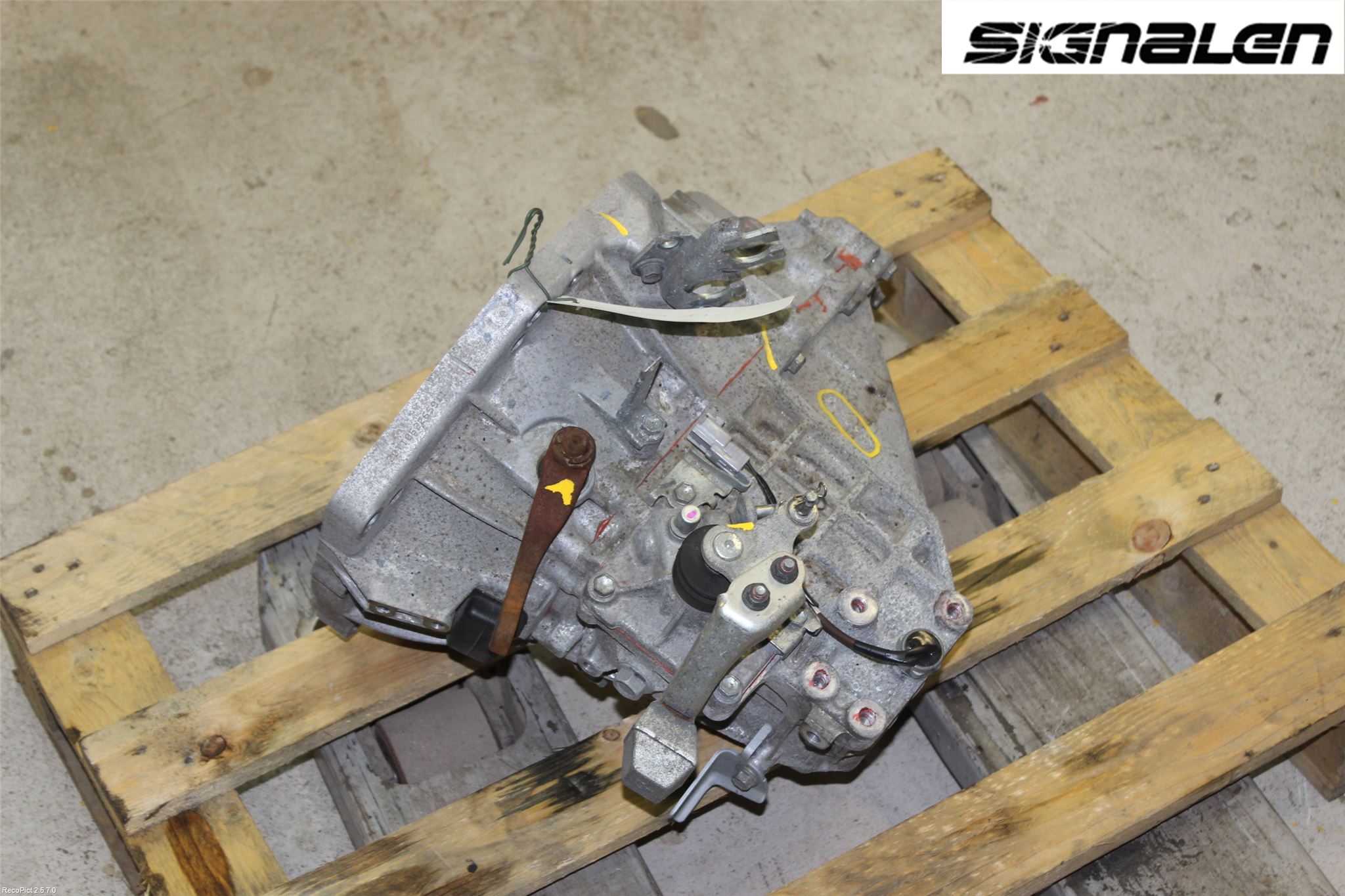 Toyota YARIS XP130 12-14 Gearkasse 5 Trinn
