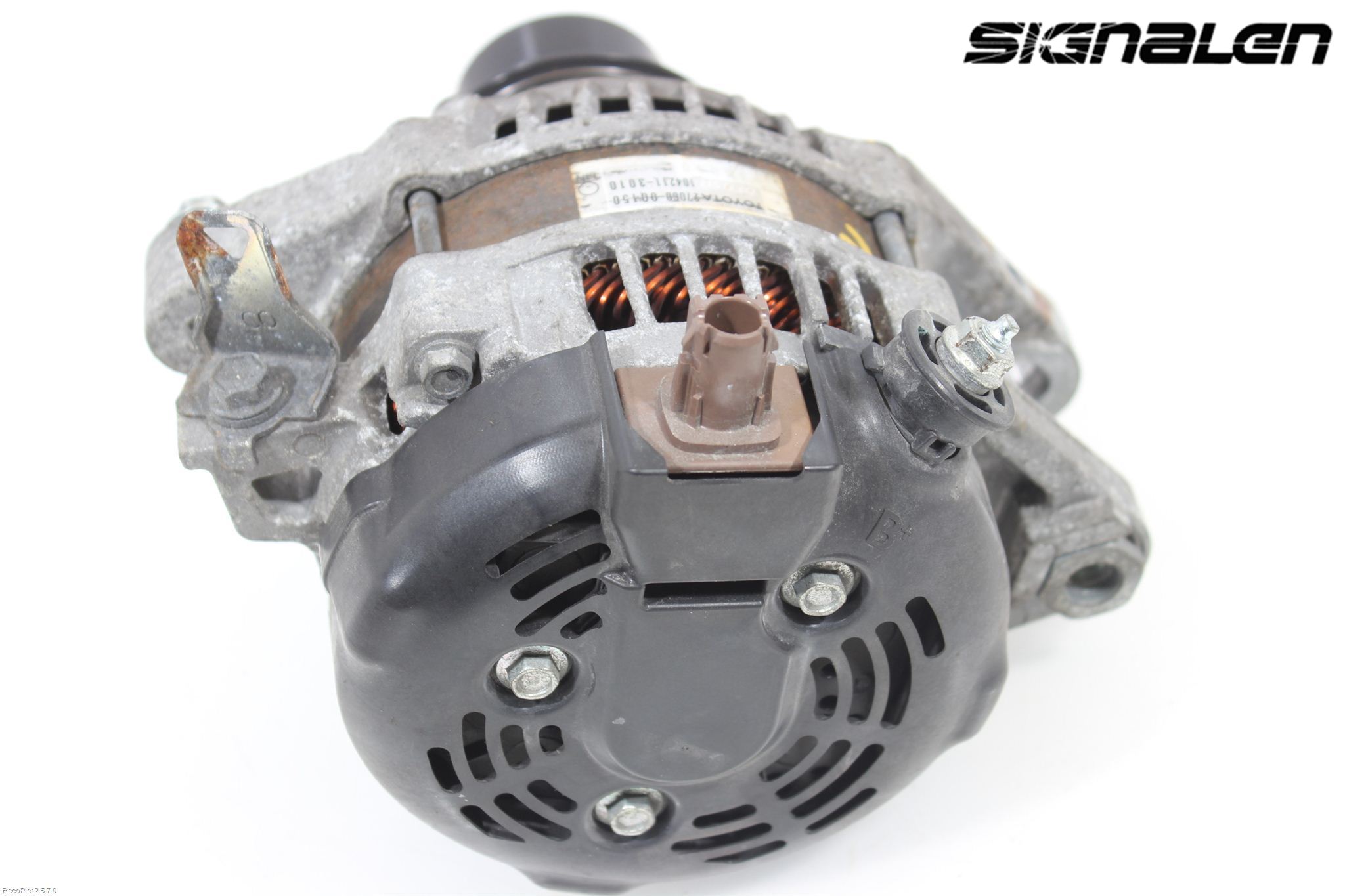 Toyota YARIS XP130 12-14 Dynamo