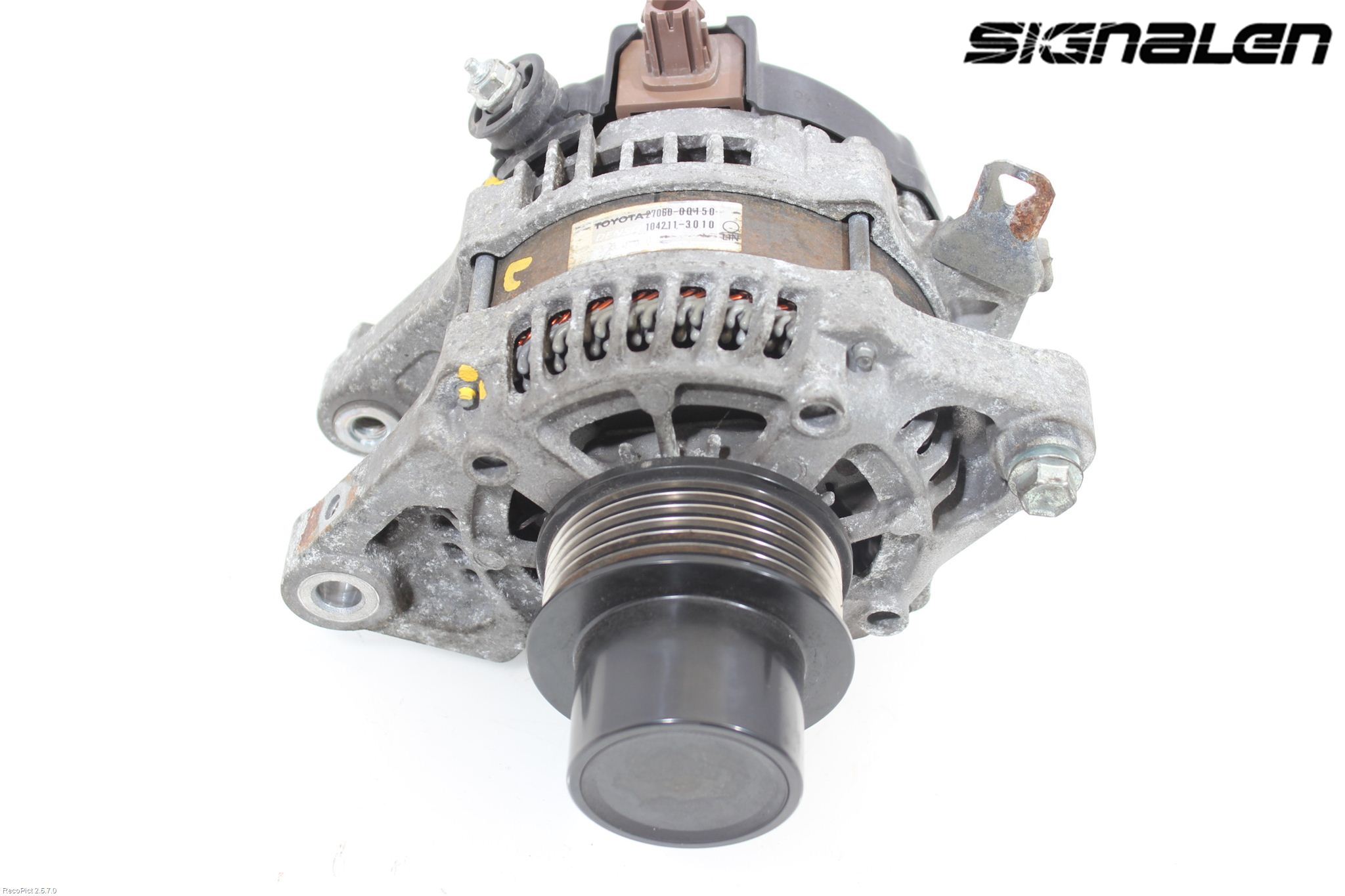 Toyota YARIS XP130 12-14 Dynamo
