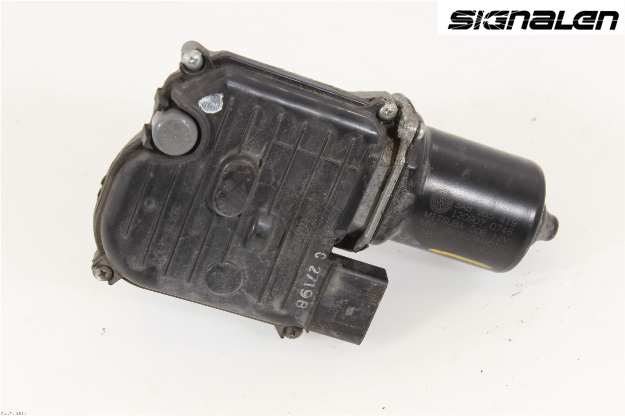 Volkswagen VW PASSAT 11-14 Viskermotor Frontrute