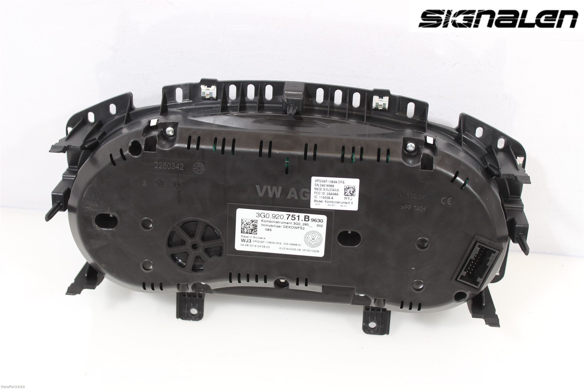 Volkswagen VW PASSAT 15-19 Instr Kombinert