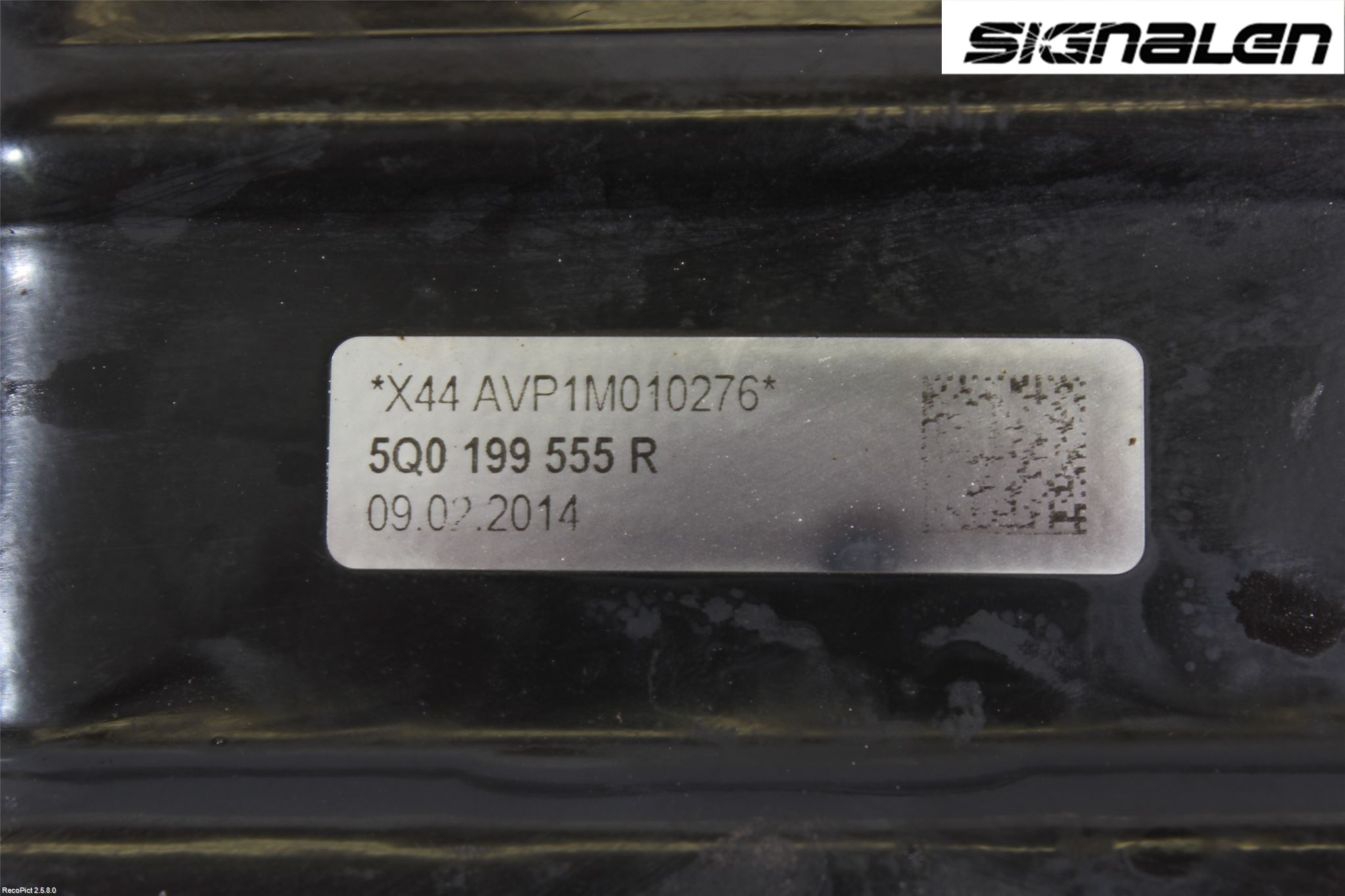 Volkswagen VW GOLF / E-GOLF VII 13-20 Motor Feste Stål-Alu