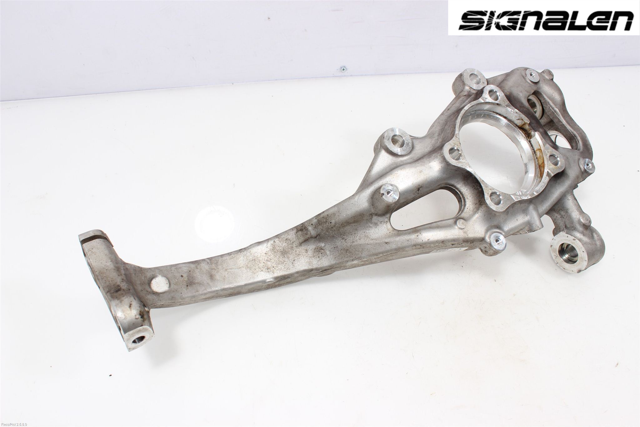 Audi A4/S4 B9 16-19 Spindel Vf