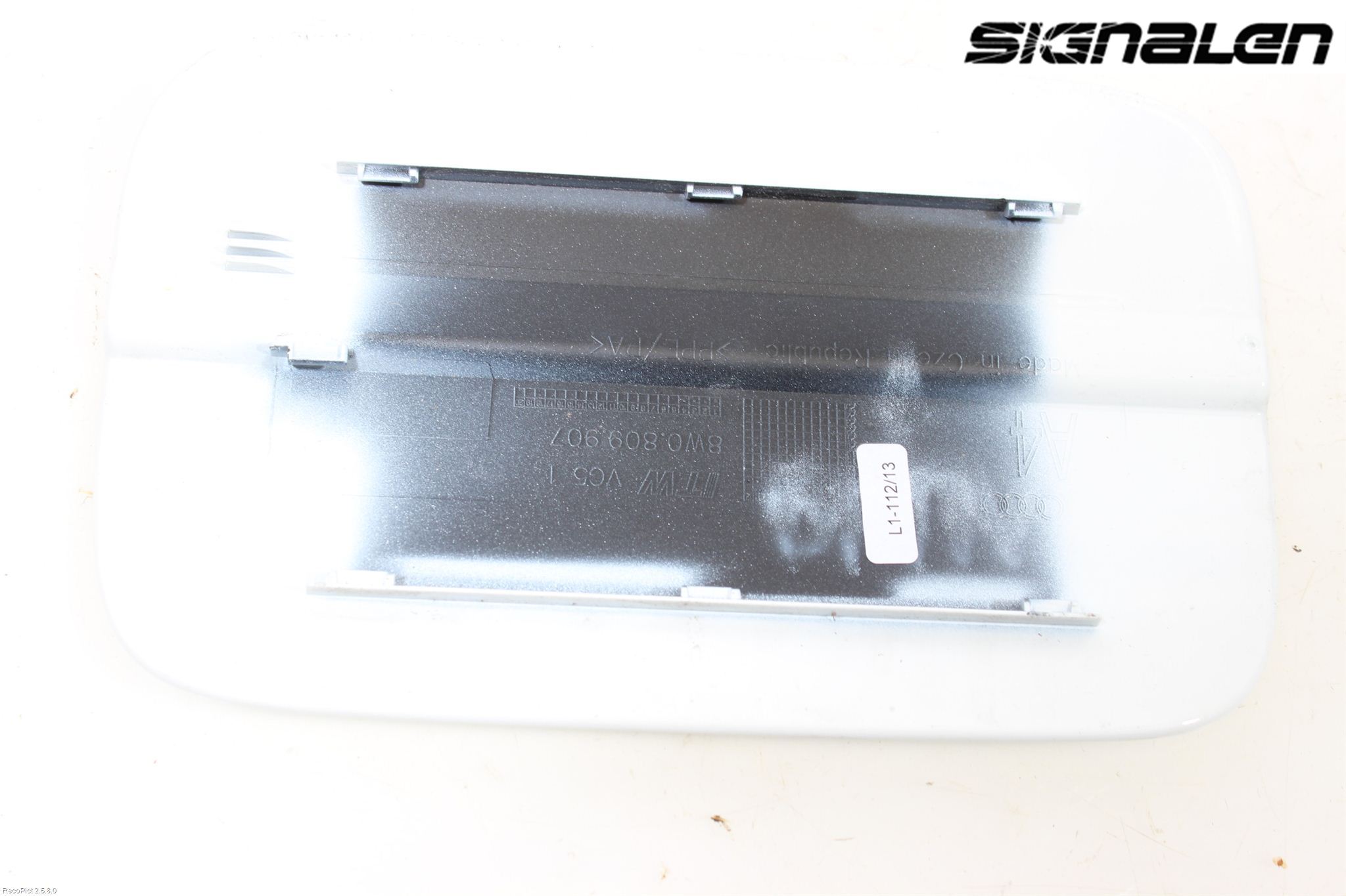 Audi A4/S4 B9 16-19 Drivstoff Tankluke
