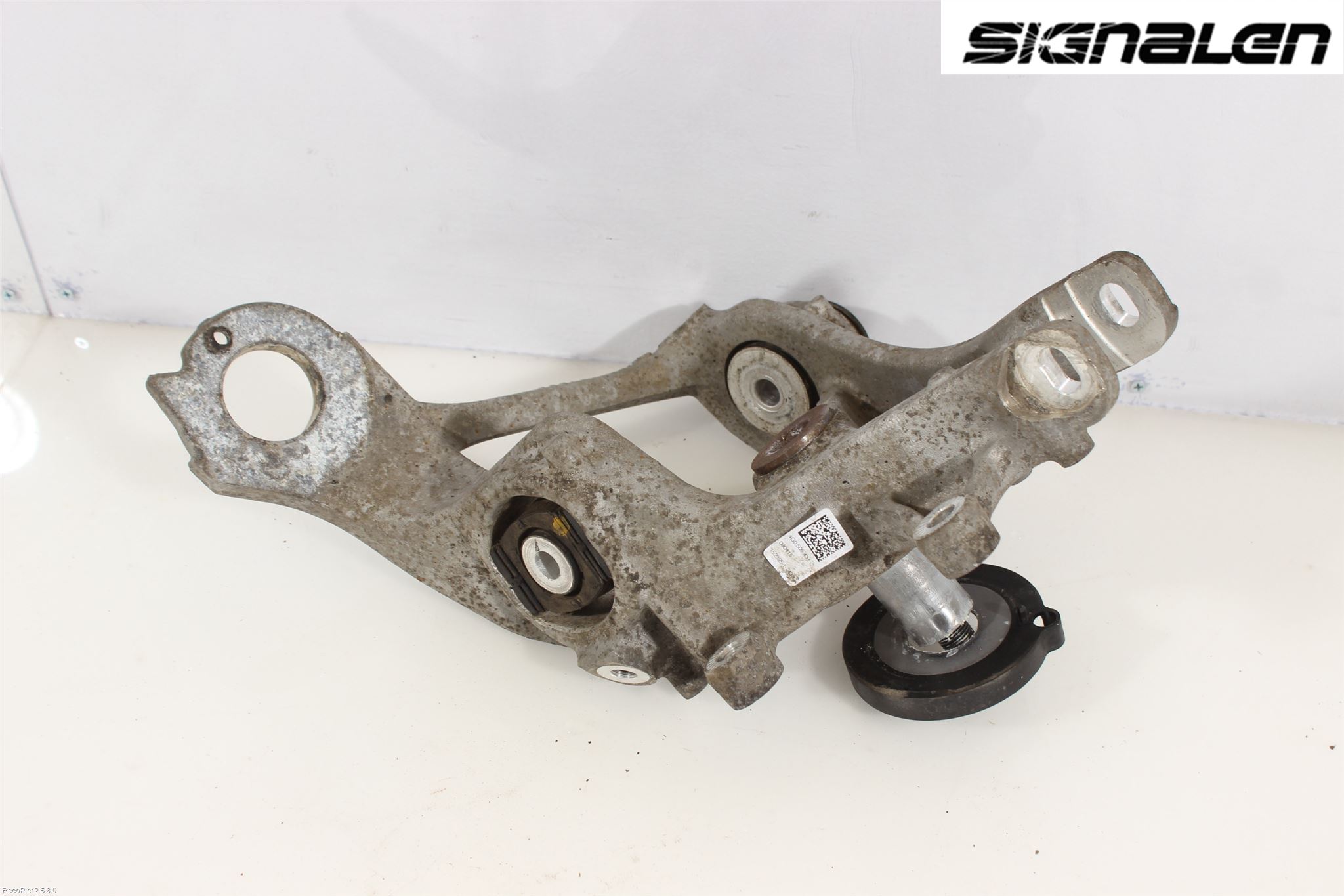 Audi A6/S6 4G 11-18 Spindel Vb
