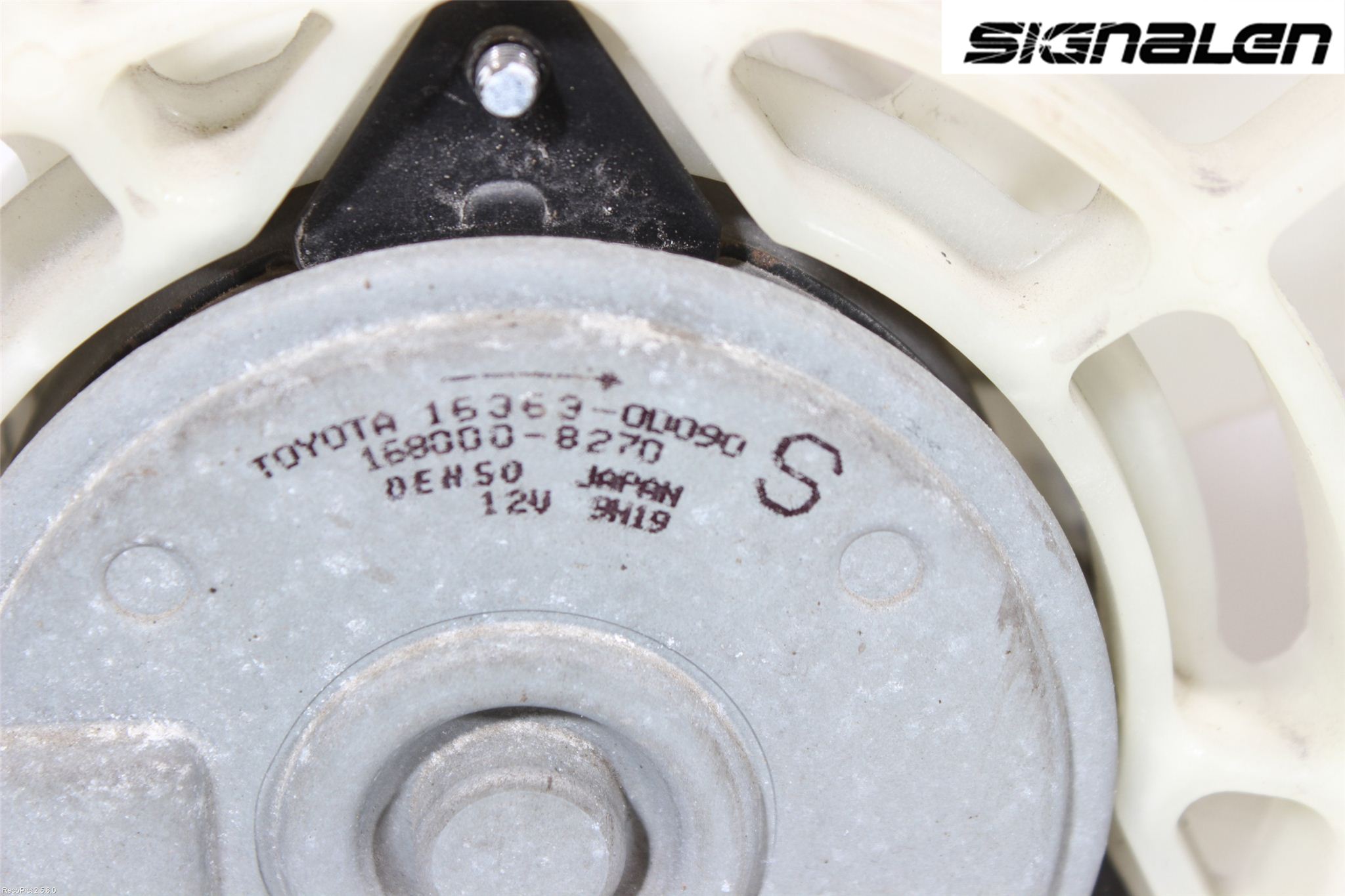 Toyota COROLLA 02-07 Kjølevifte Elektrisk