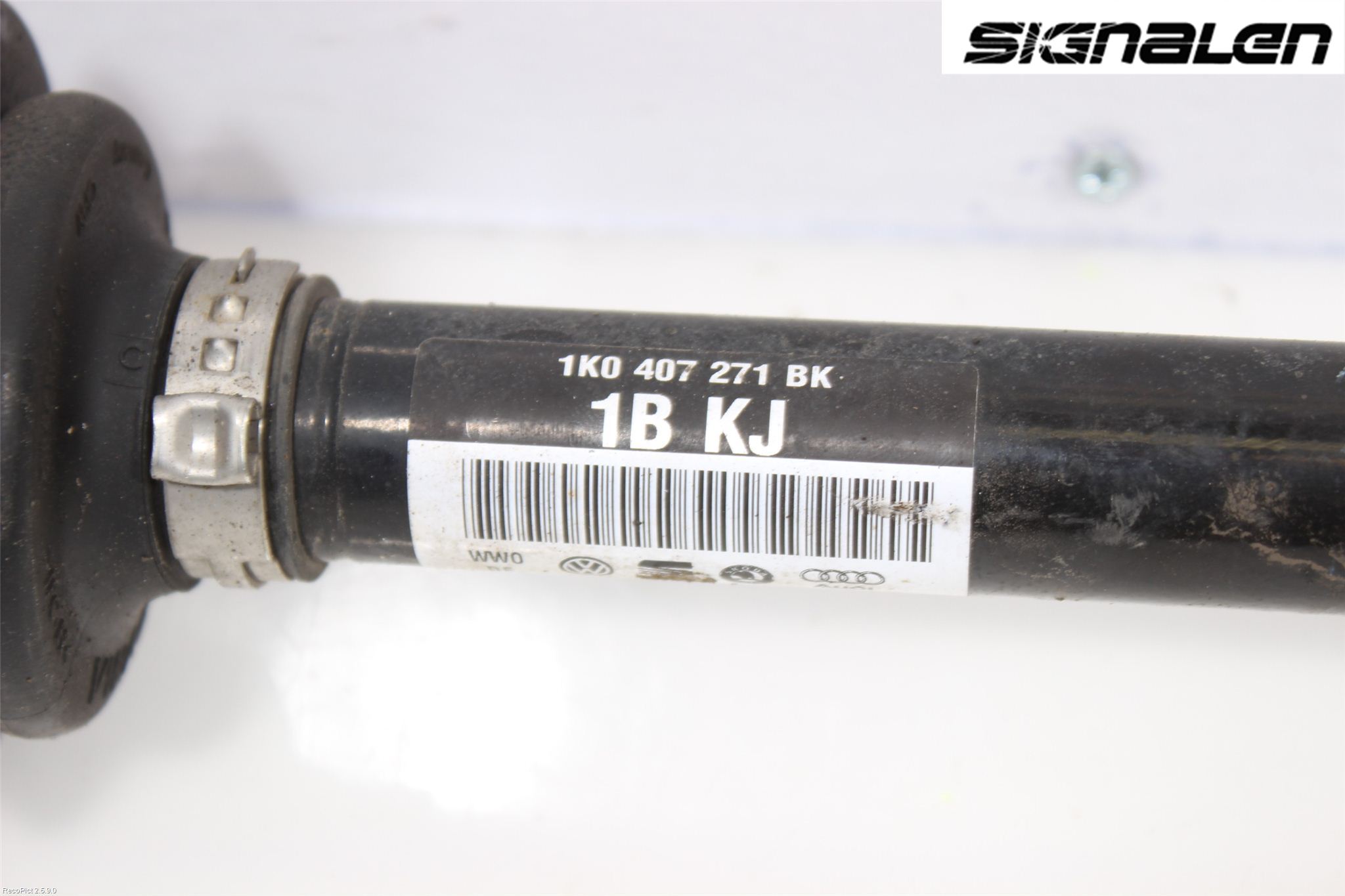 Volkswagen VW GOLF SPORTSVAN 15-20 Drivaksel Foran Kompl Venstre