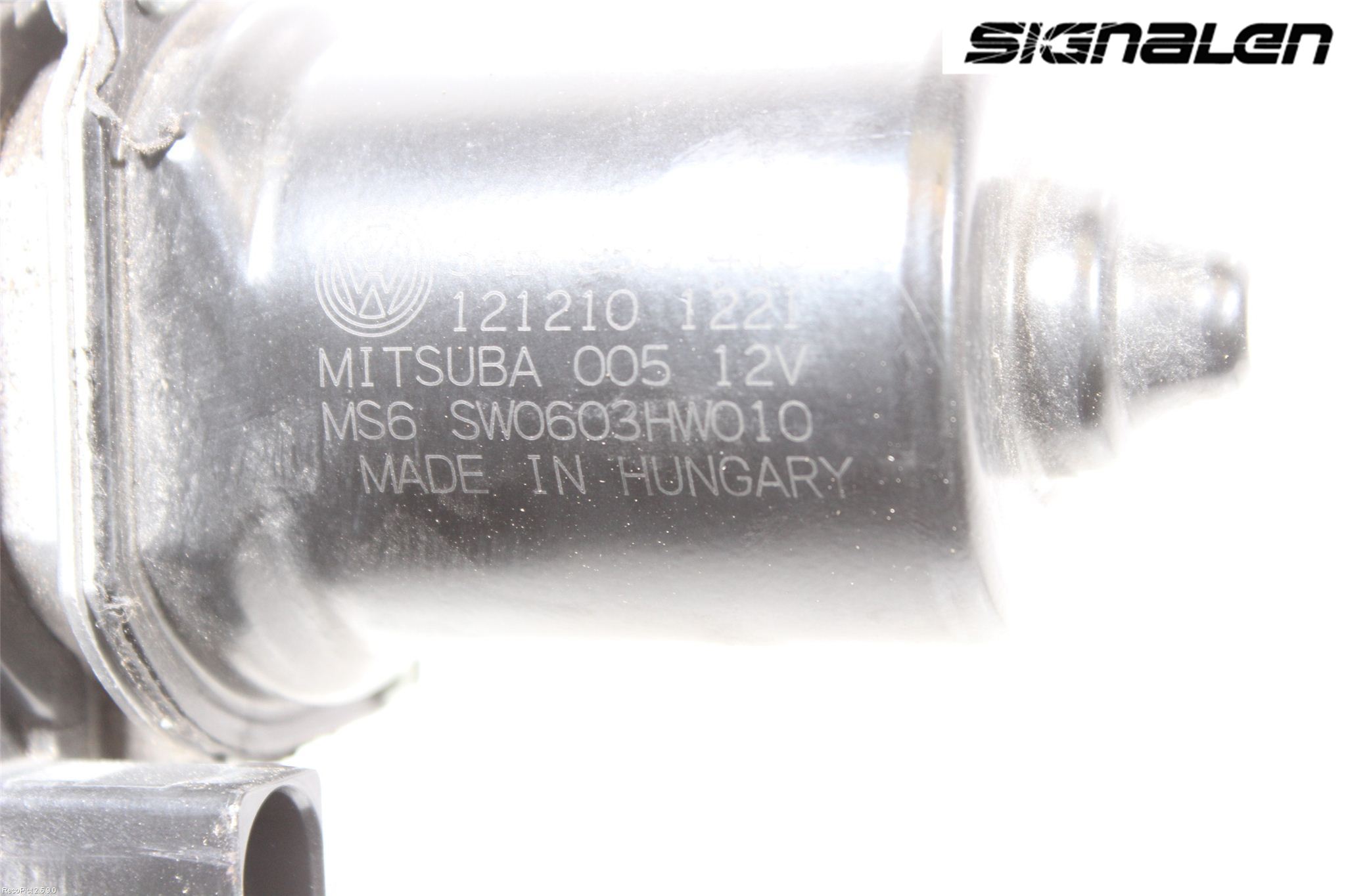 Volkswagen VW PASSAT 11-14 Viskermotor Frontrute