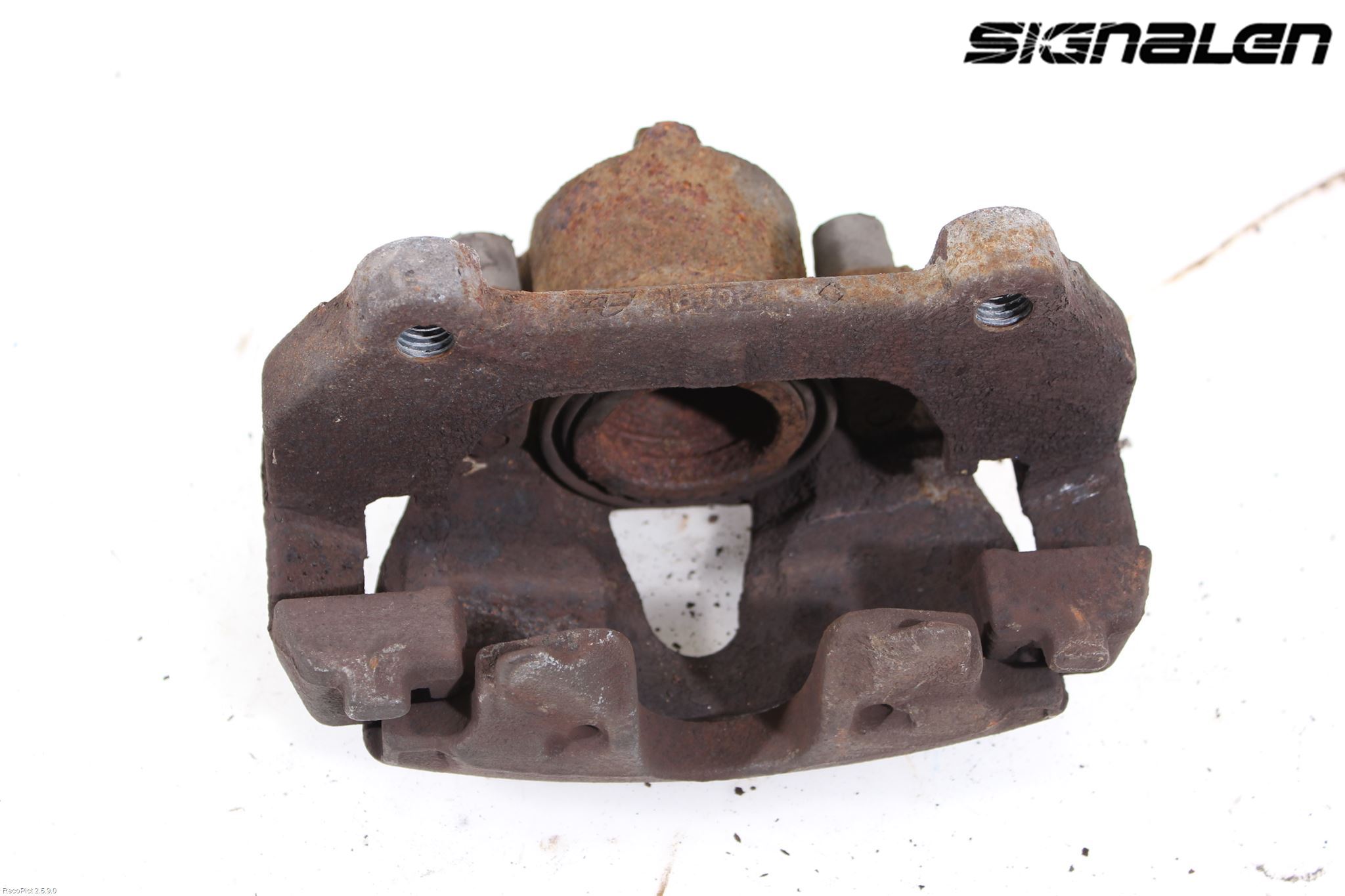 Saab 9-5     06-10 Bremsecaliper Foran Venstre