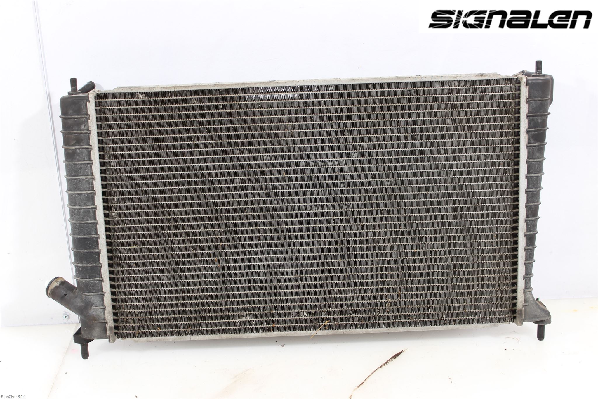 Saab 9-5     06-10 Radiator Manuell