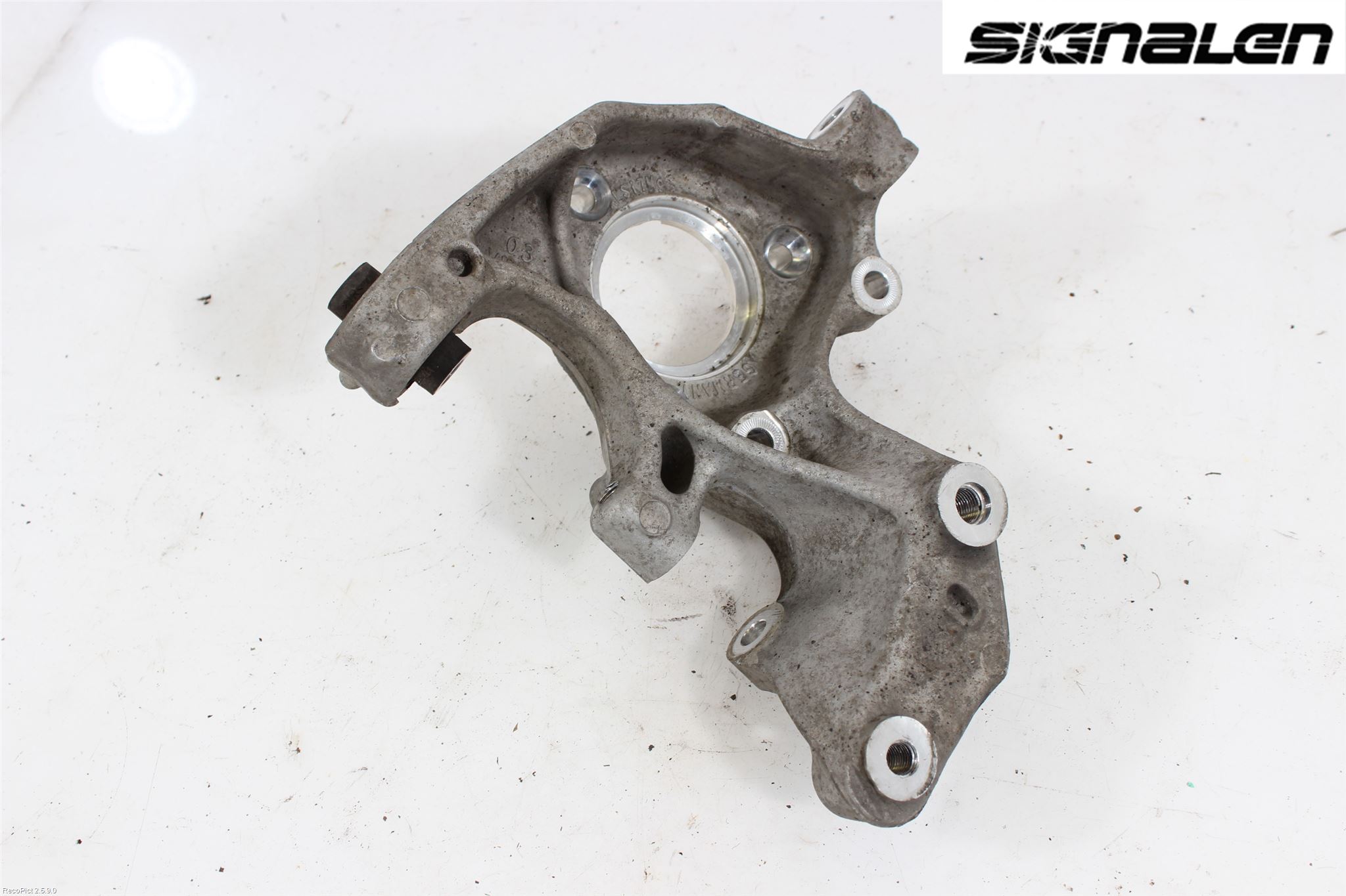 Volkswagen VW PASSAT 15-19 Spindel Vb
