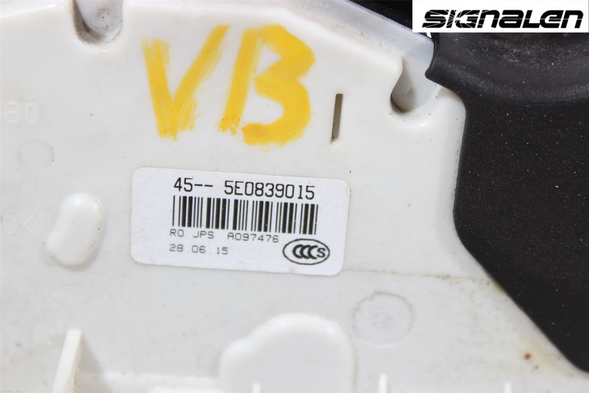 Volkswagen VW PASSAT 15-19 Dørlås - Låsekasse