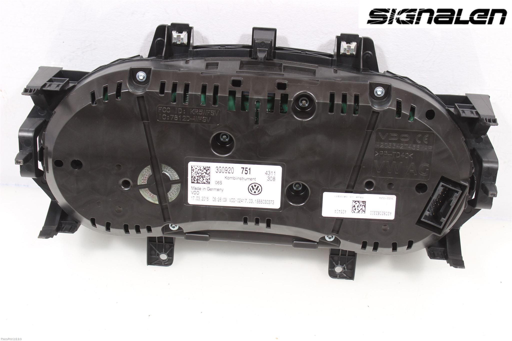 Volkswagen VW PASSAT 15-19 Instr Kombinert