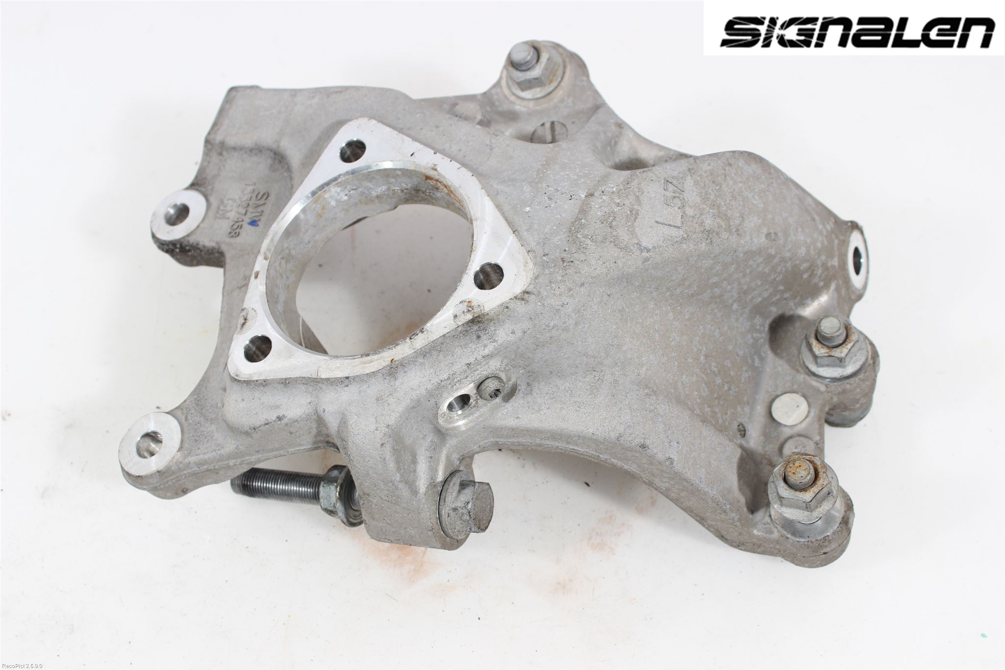 Opel INSIGNIA 09-16 Spindel Vb