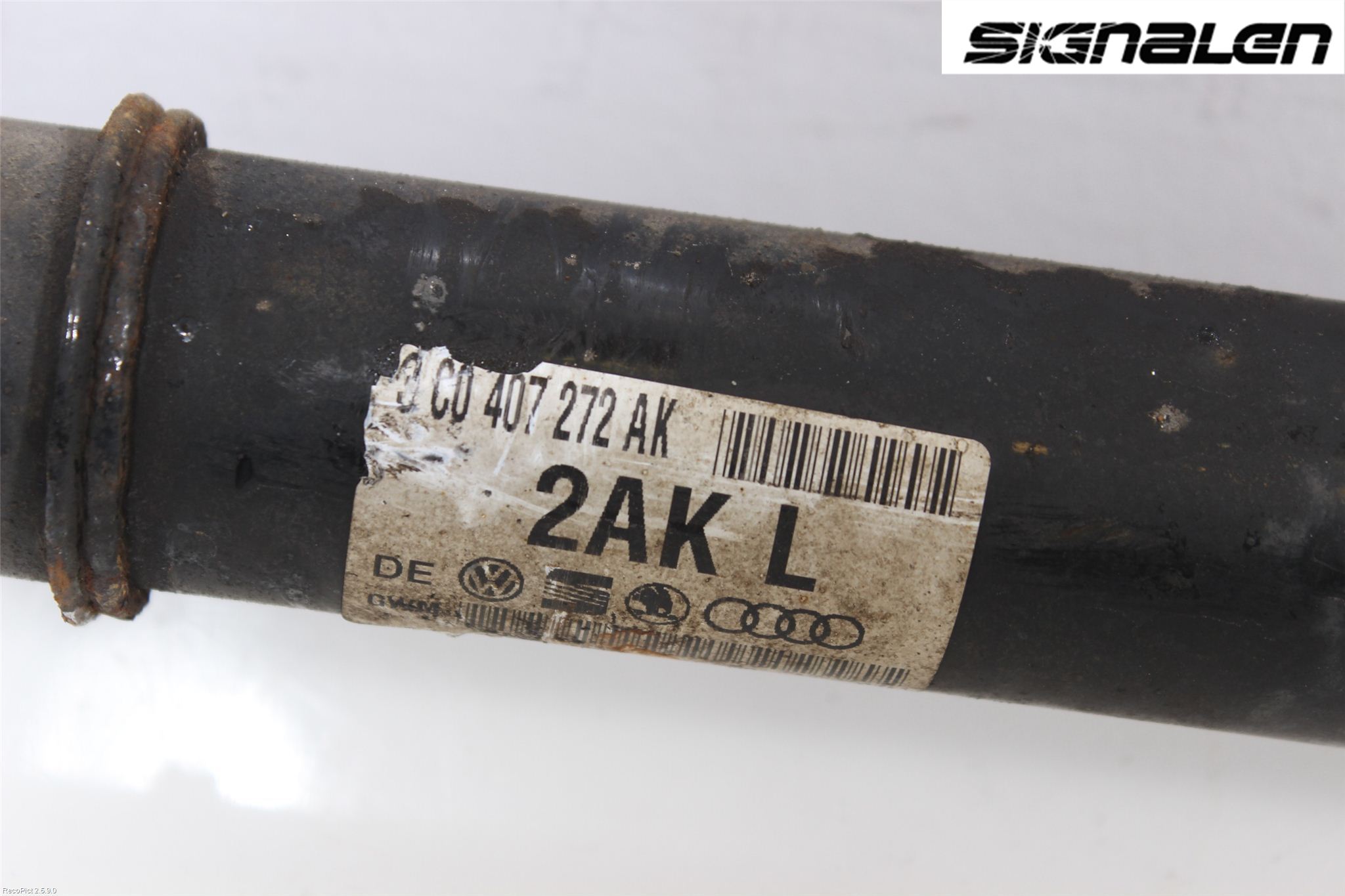 Volkswagen VW PASSAT 05-11 Drivaksel Foran Kompl Høyre