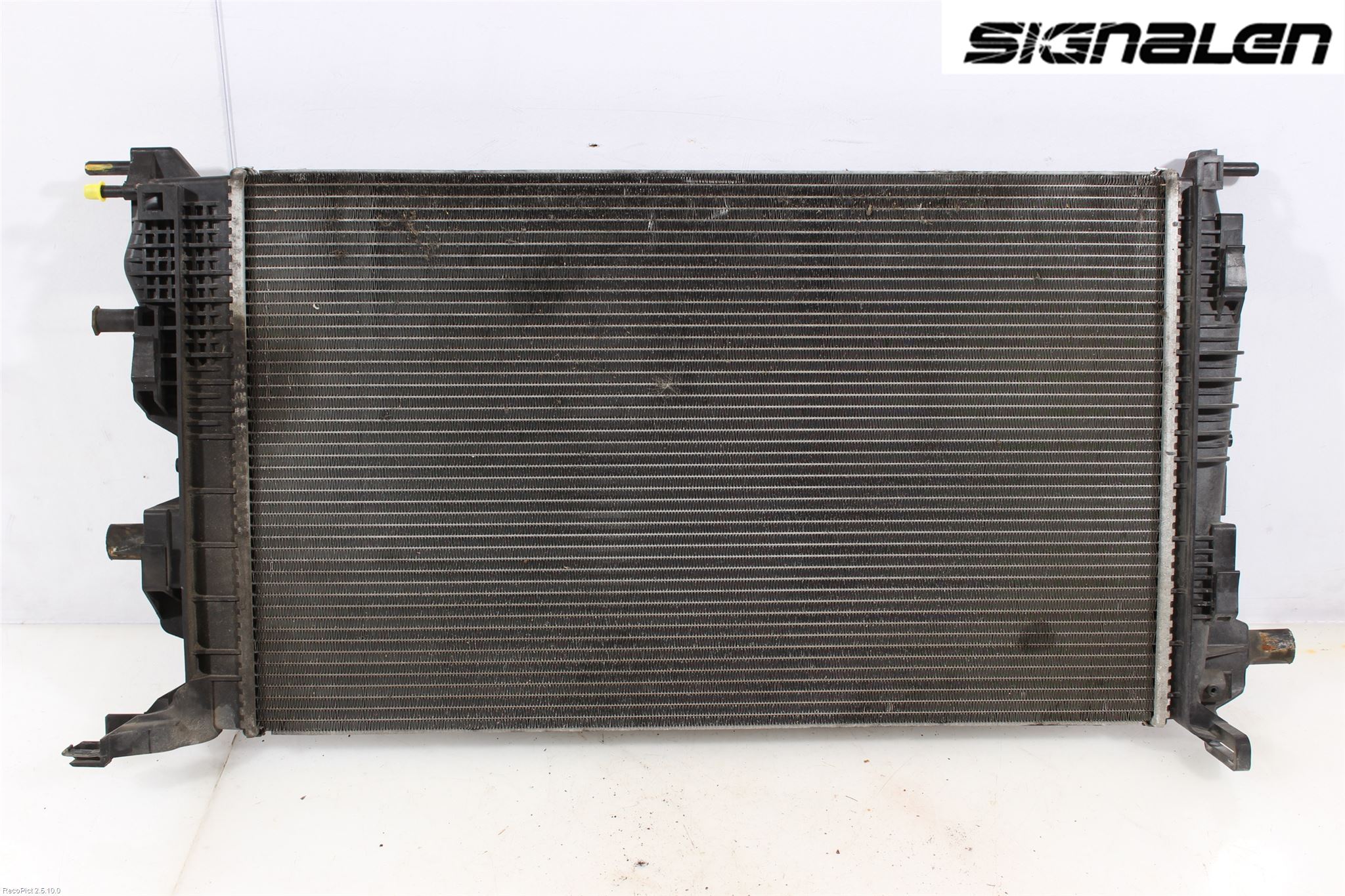 Renault MEGANE III 09-15 Radiator Manuell