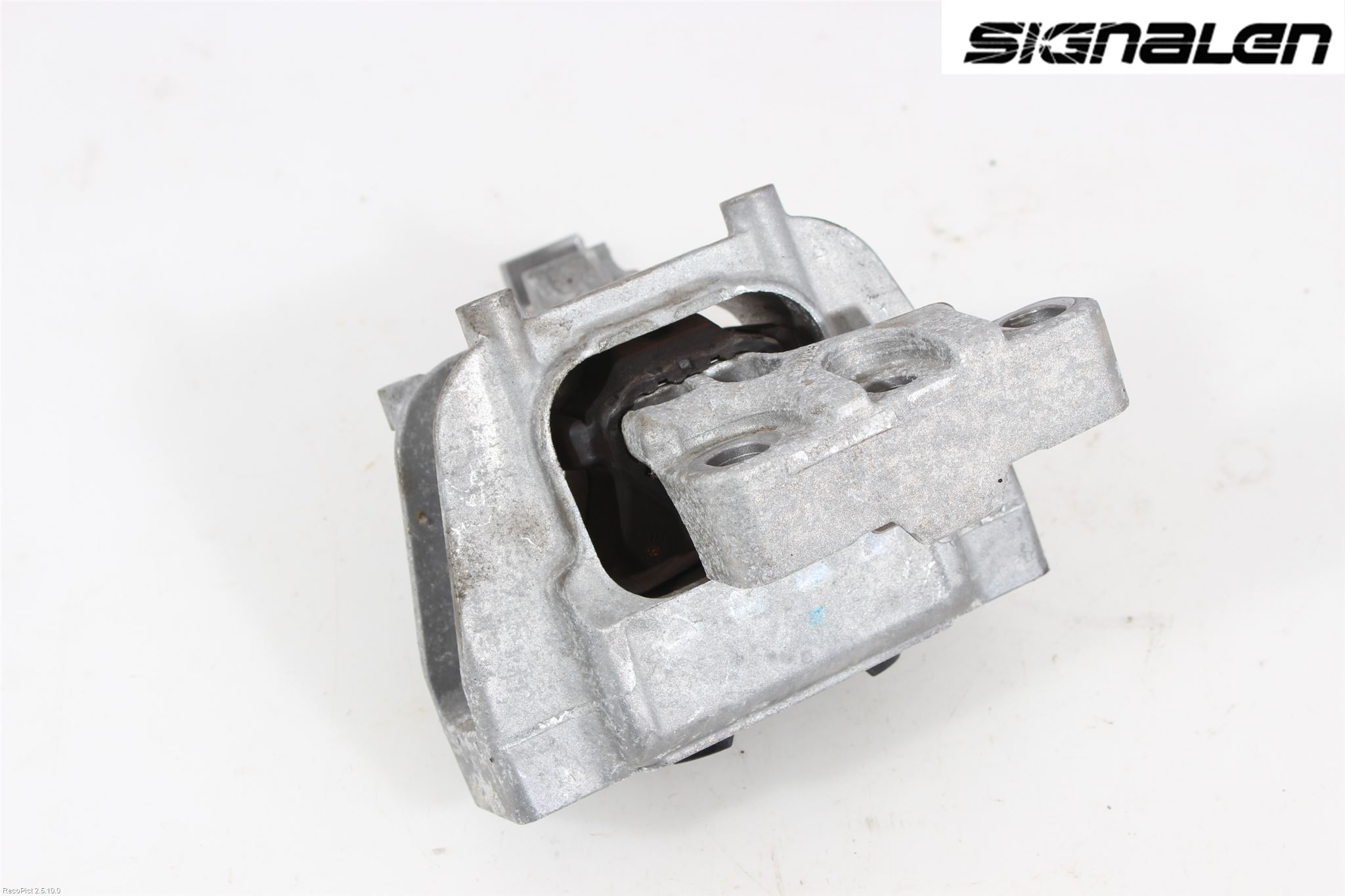 Volkswagen VW GOLF / E-GOLF VII 13-20 Motor Feste Stål-Alu