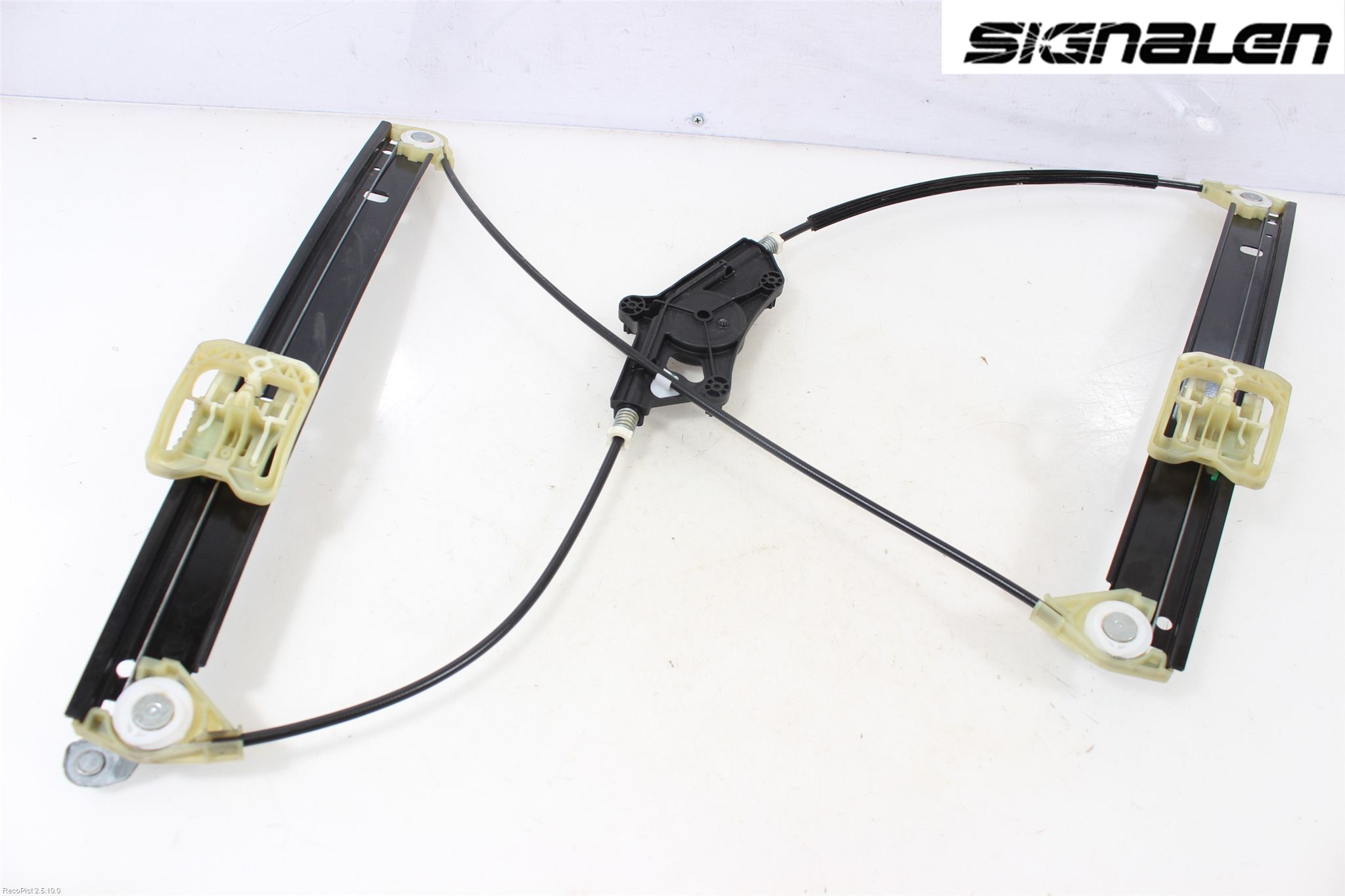Audi A4/S4 B9 16-19 Vindusheis