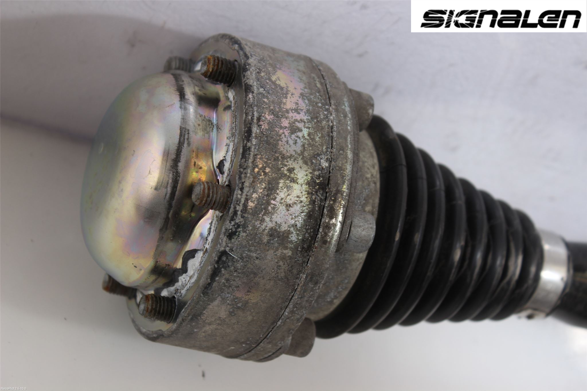 Audi A4/S4 B9 16-19 Drivaksel Bak Kompl Venstre