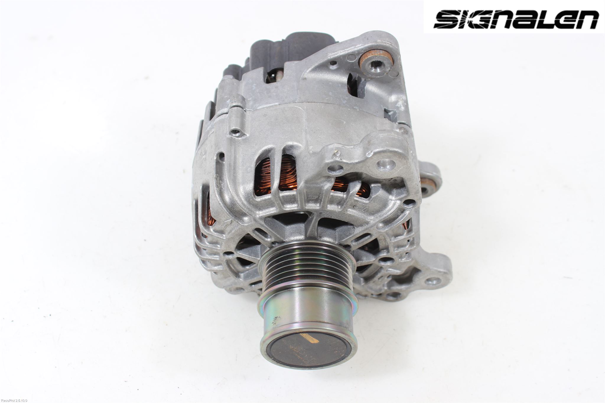 Volkswagen VW POLO 10-17 Dynamo