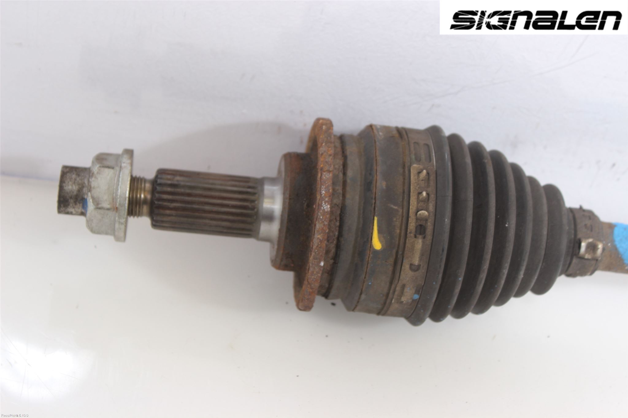 Suzuki SWIFT 11-16 Drivaksel Foran Kompl Høyre