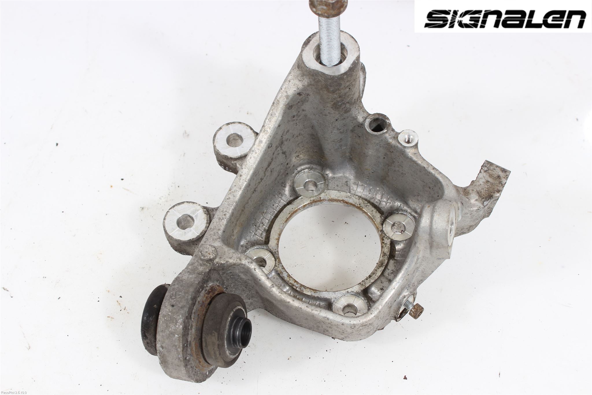 BMW 5 E60/61 Sed/Tou 02-10 Spindel Vb