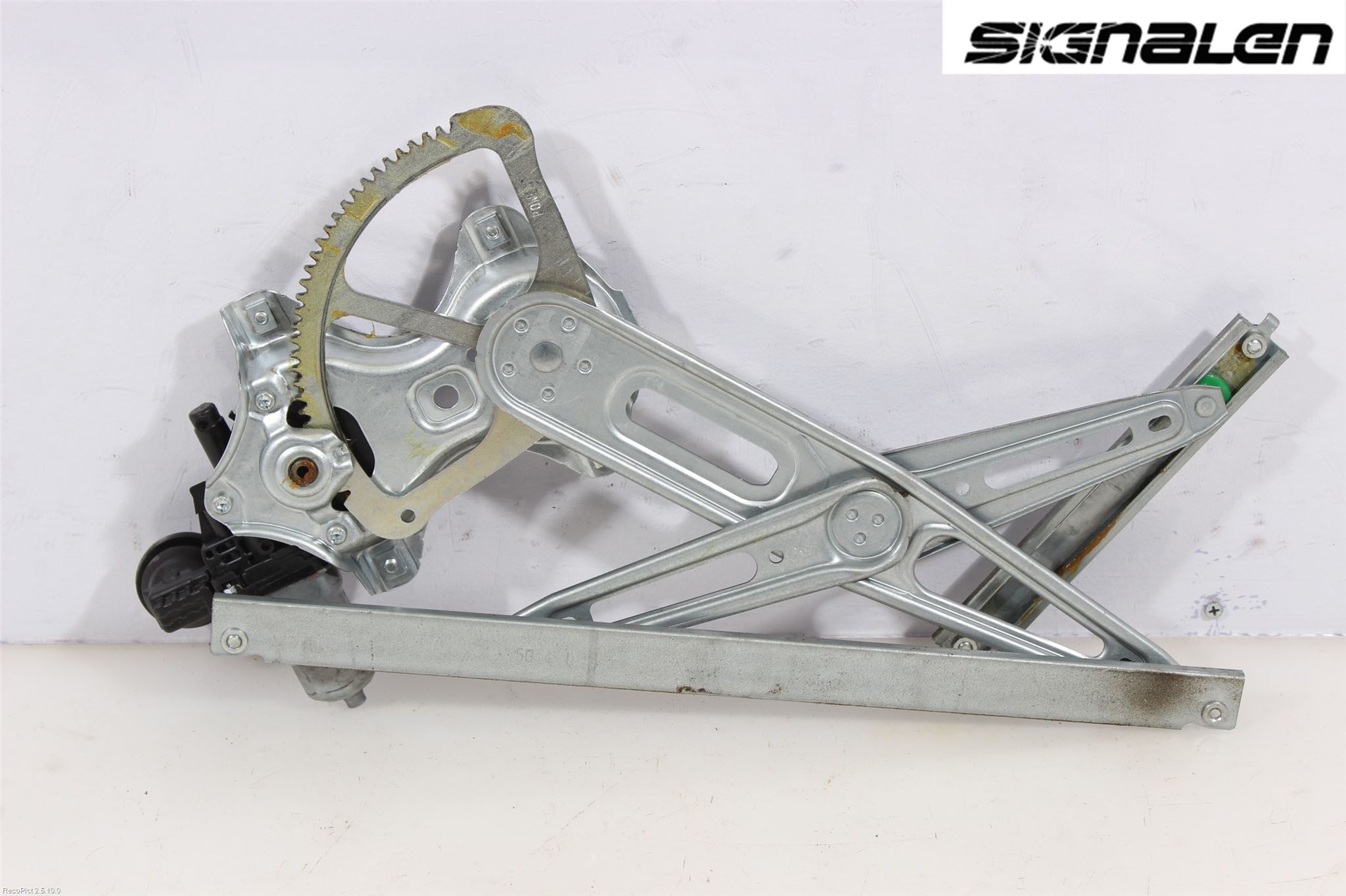 Toyota YARIS XP90 06-11 Vindusheis El Komp