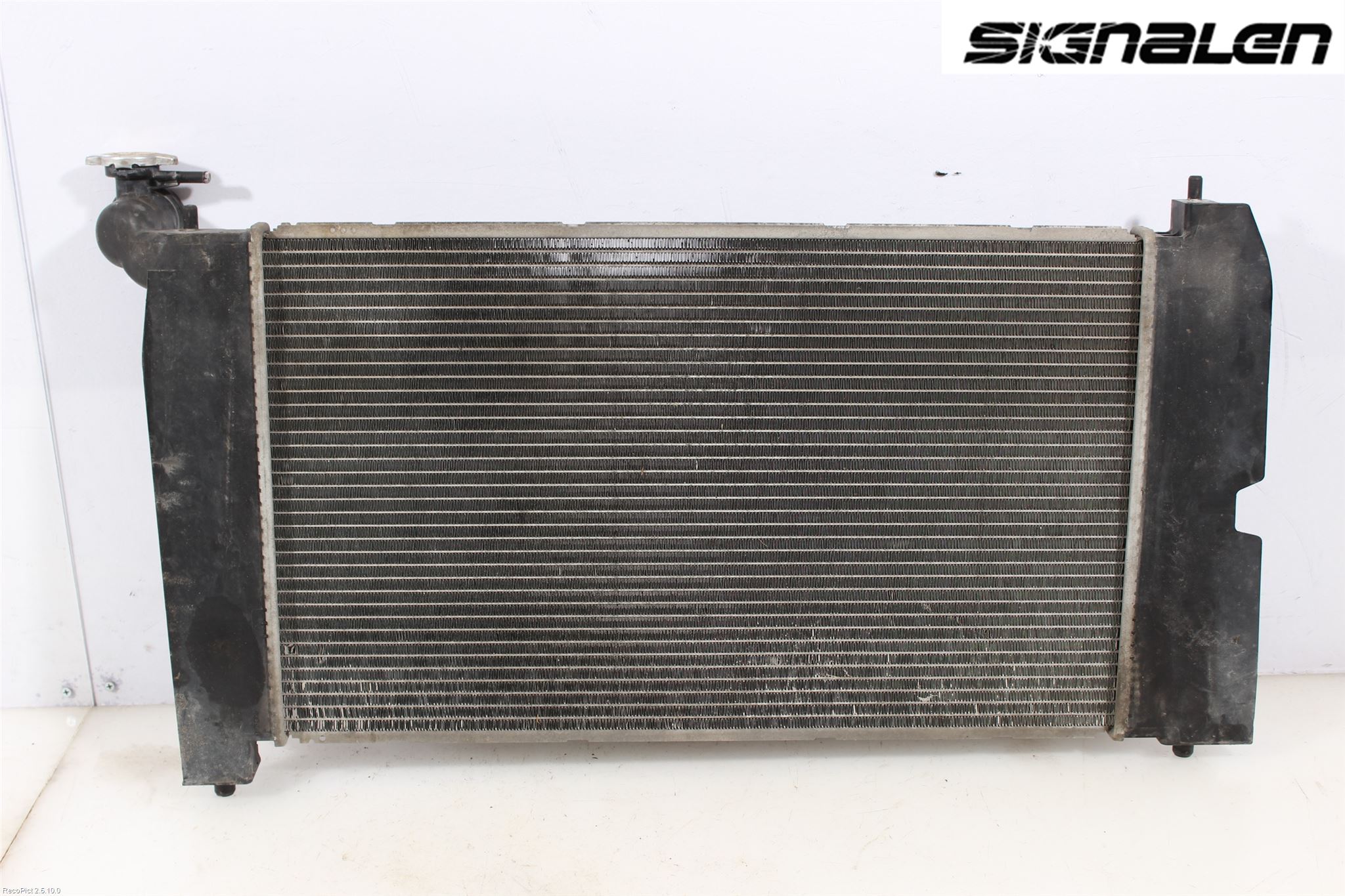 Toyota COROLLA VERSO 04-07 Radiator Manuell