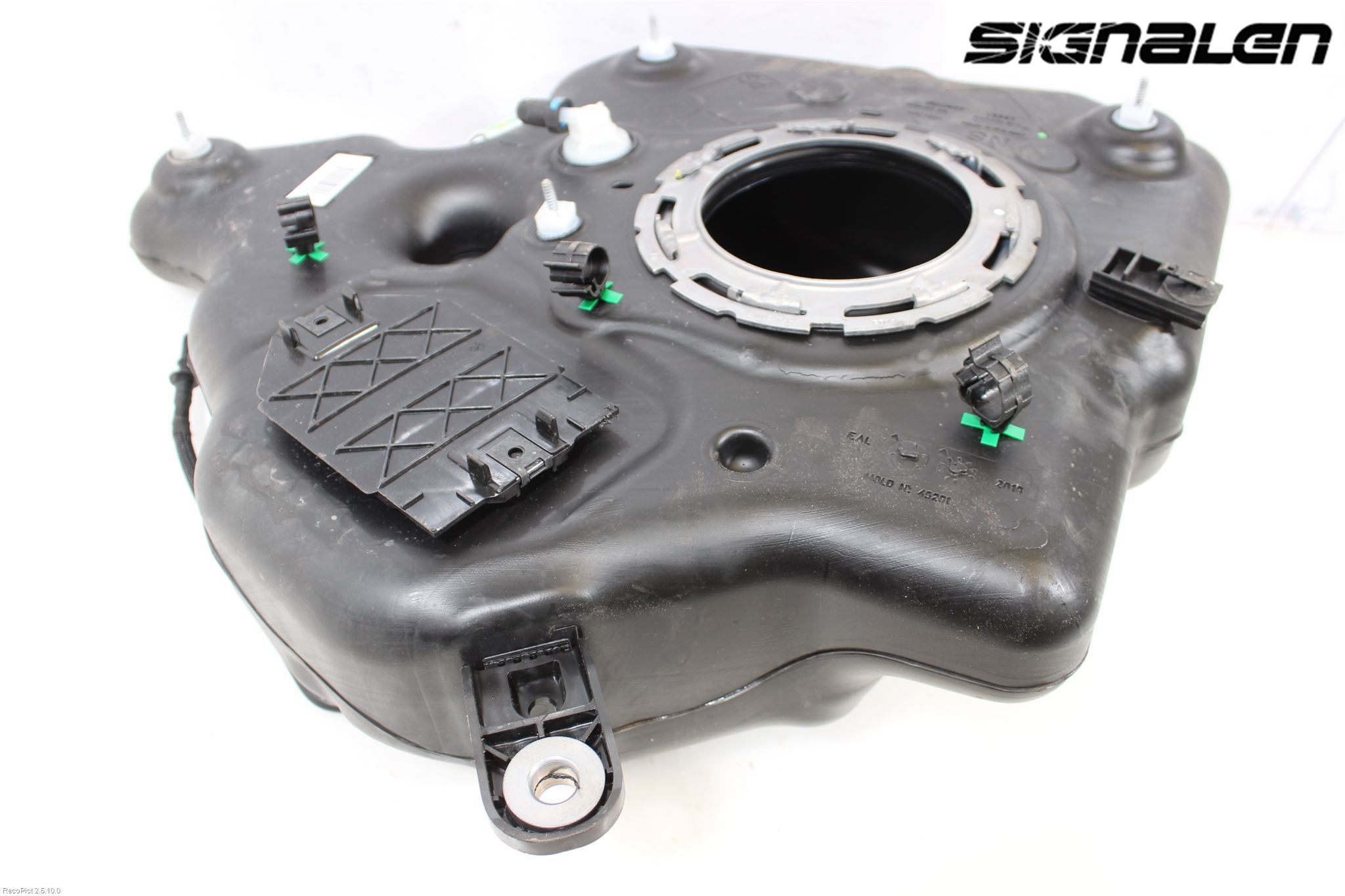 Audi A6/S6 4G 11-18 Drivstofftank