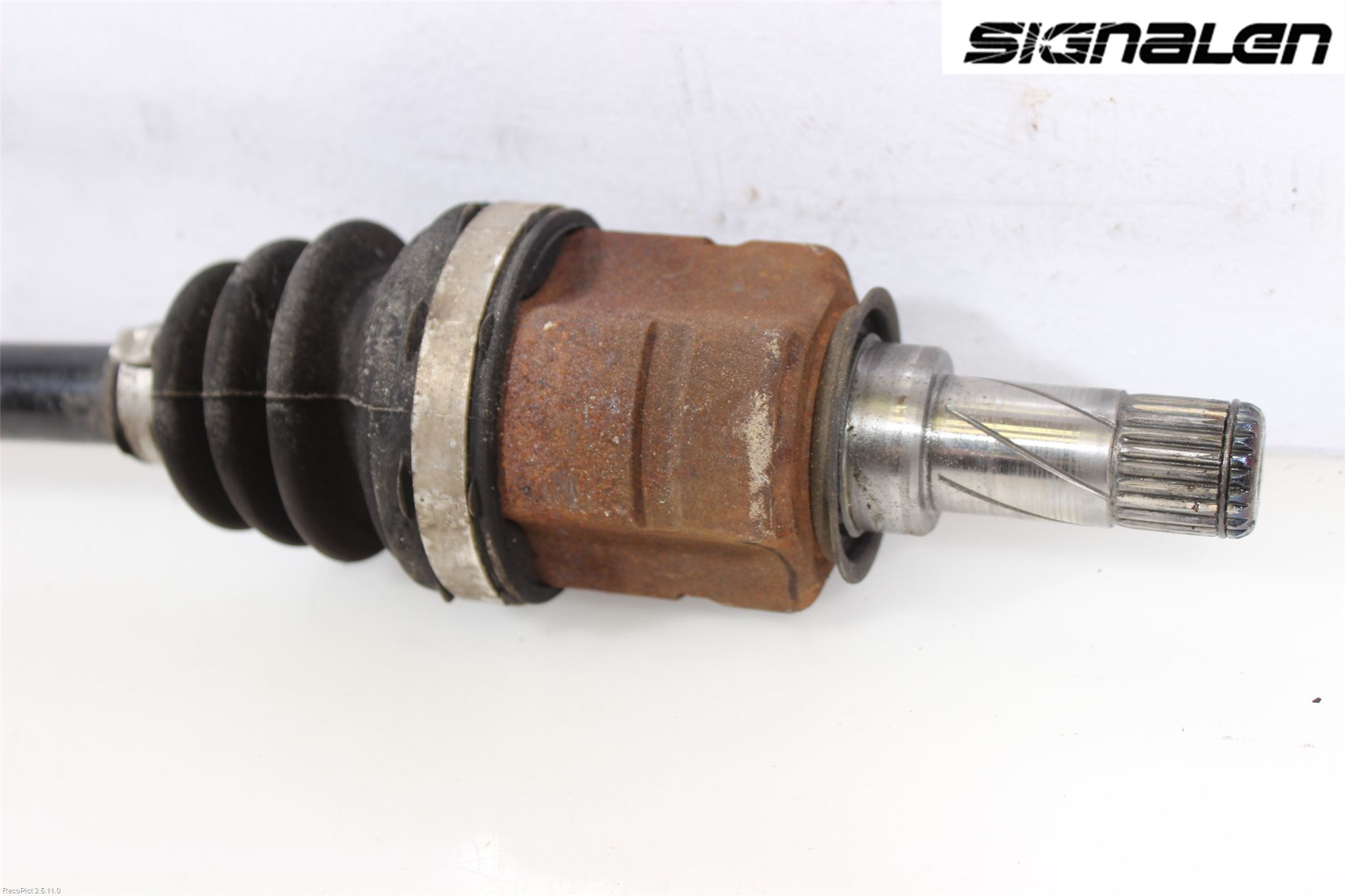 Opel CORSA D 07-14 Drivaksel Foran Kompl Venstre