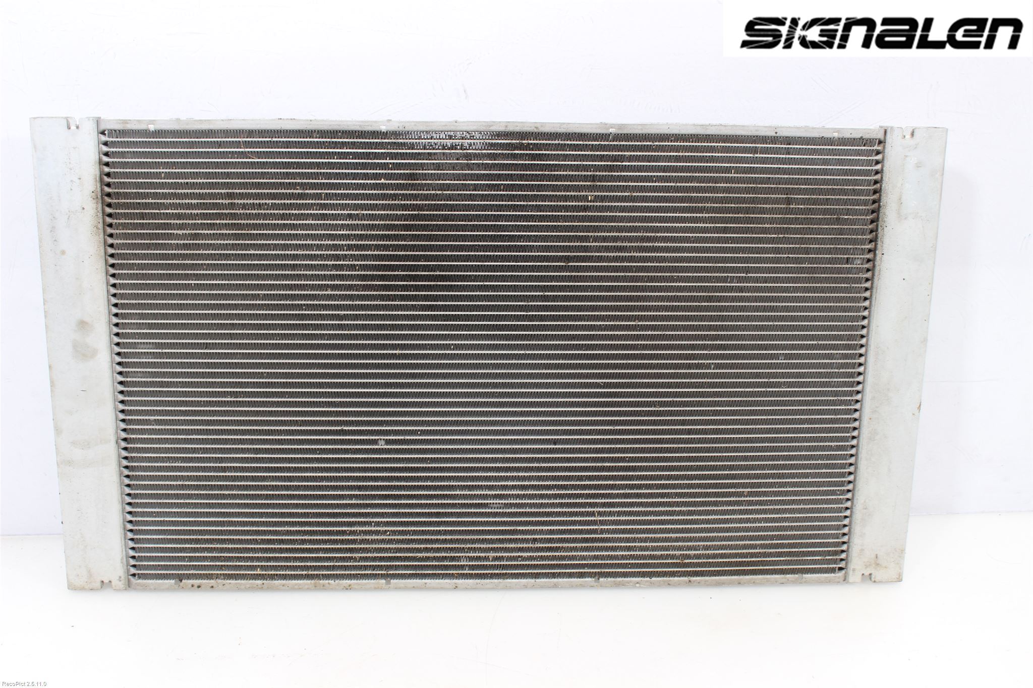 BMW 5 E60/61 Sed/Tou 02-10 Radiator Manuell