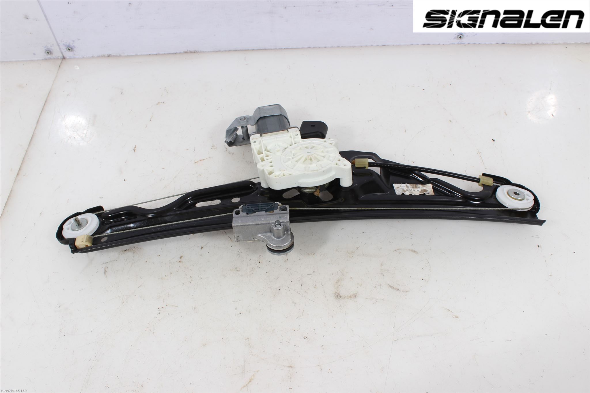 BMW 5 E60/61 Sed/Tou 02-10 Vindusheis El Komp