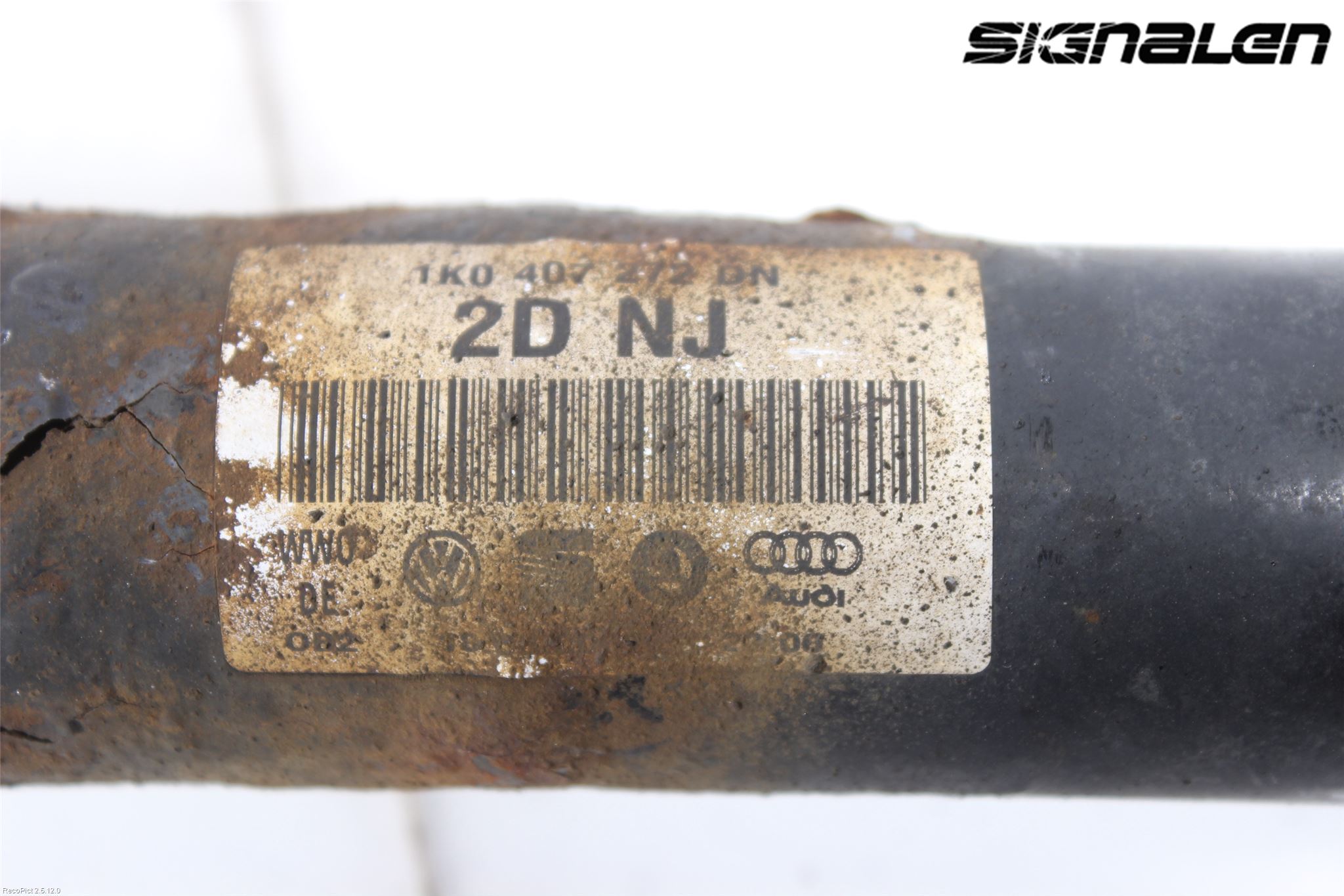 Volkswagen VW PASSAT 05-11 Drivaksel Foran Kompl Høyre
