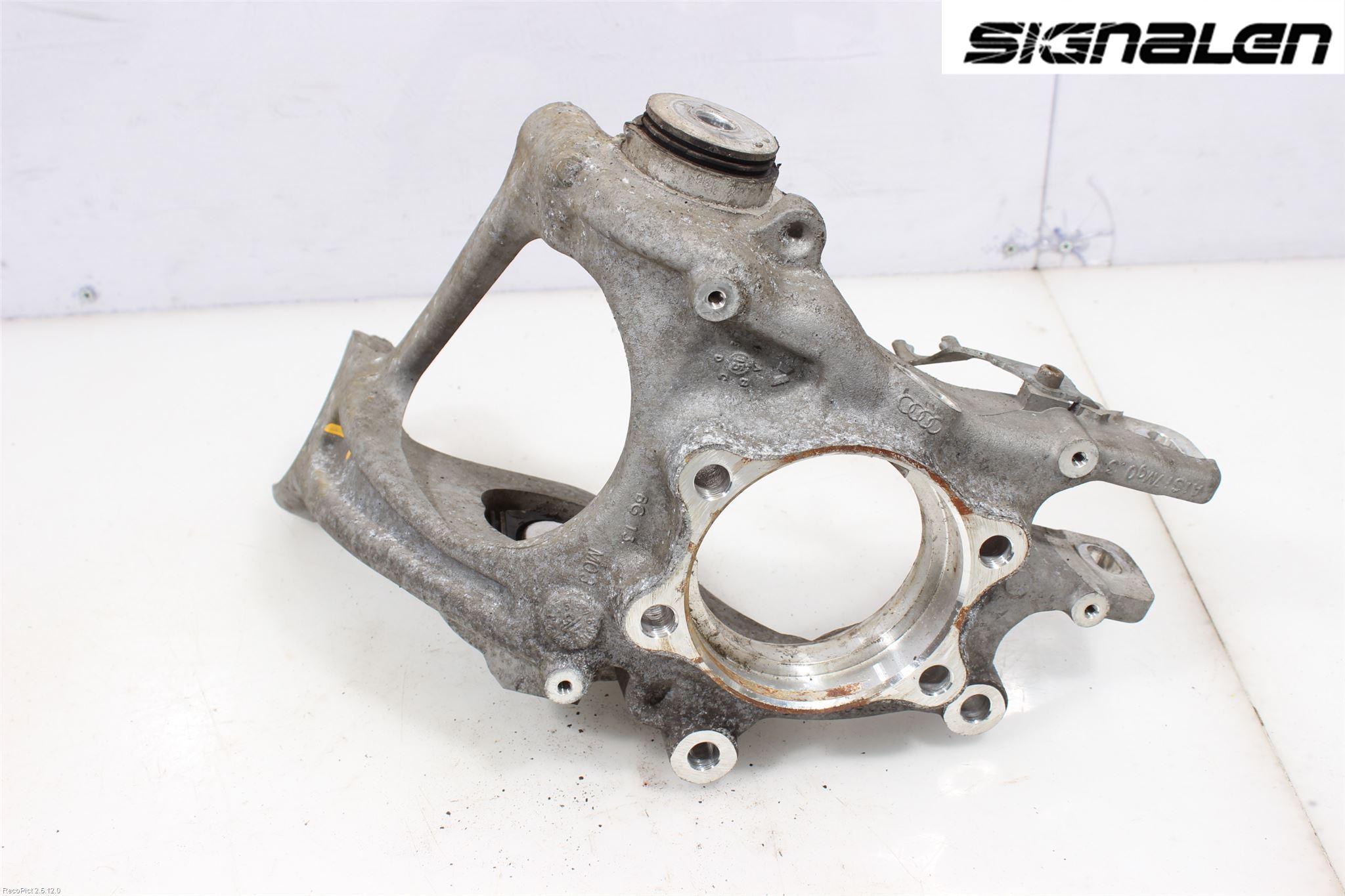Audi A6/S6 4G 11-18 Spindel Hb