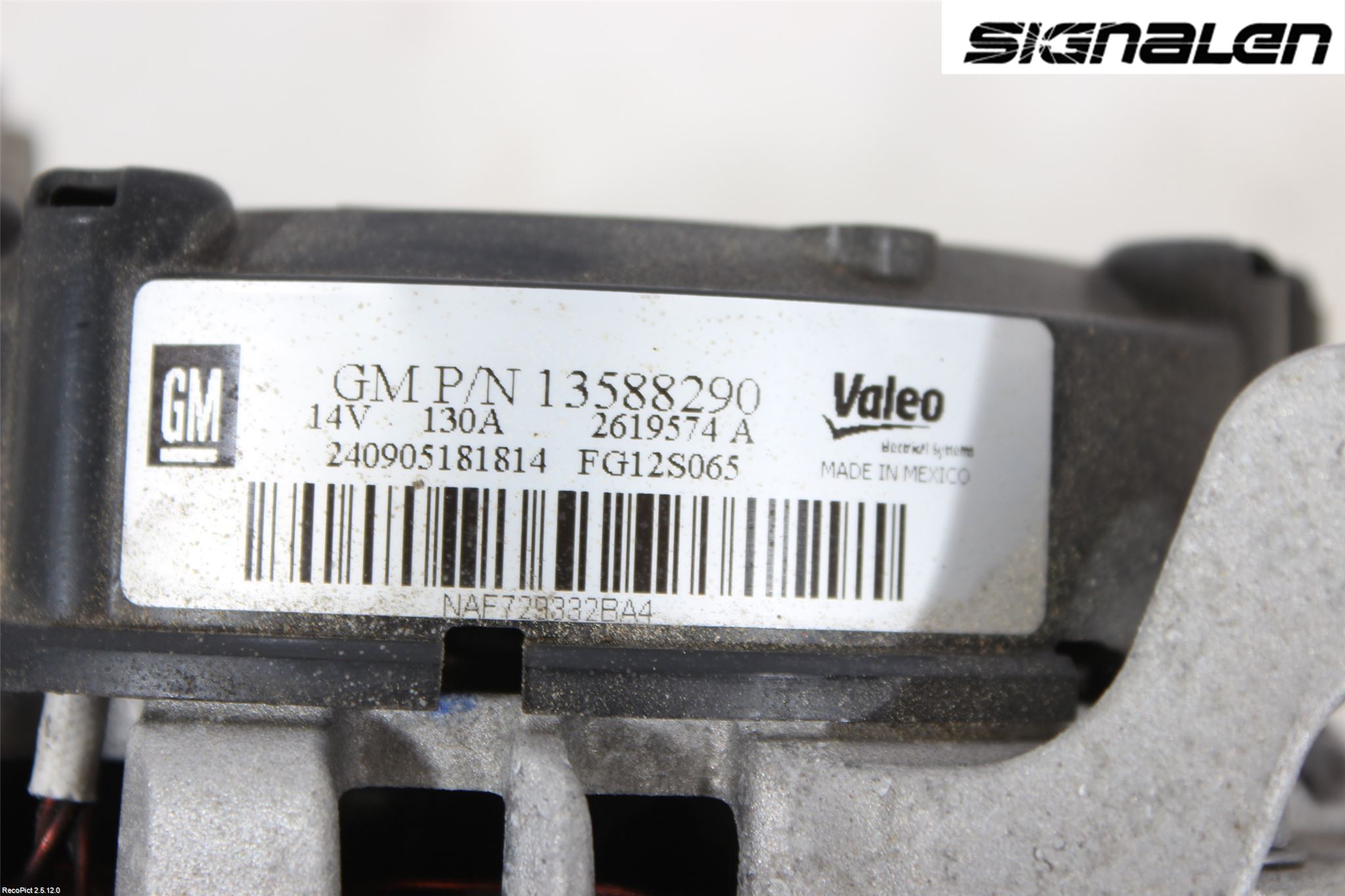 Opel ZAFIRA C 12-19 Dynamo