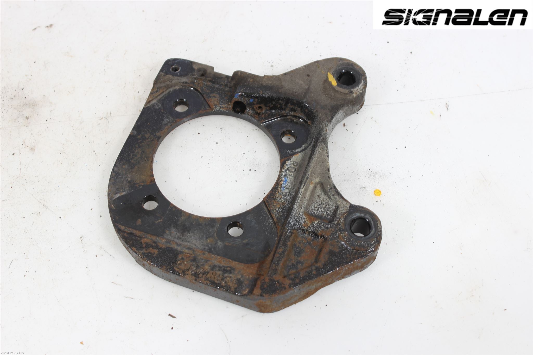 Opel ZAFIRA C 12-19 Spindel Hb