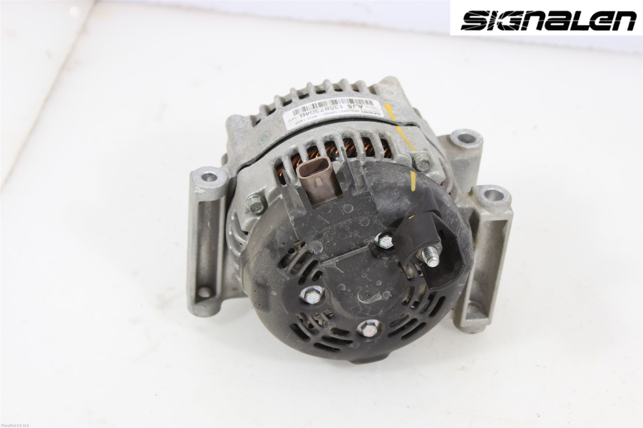 Opel ZAFIRA C 12-19 Dynamo