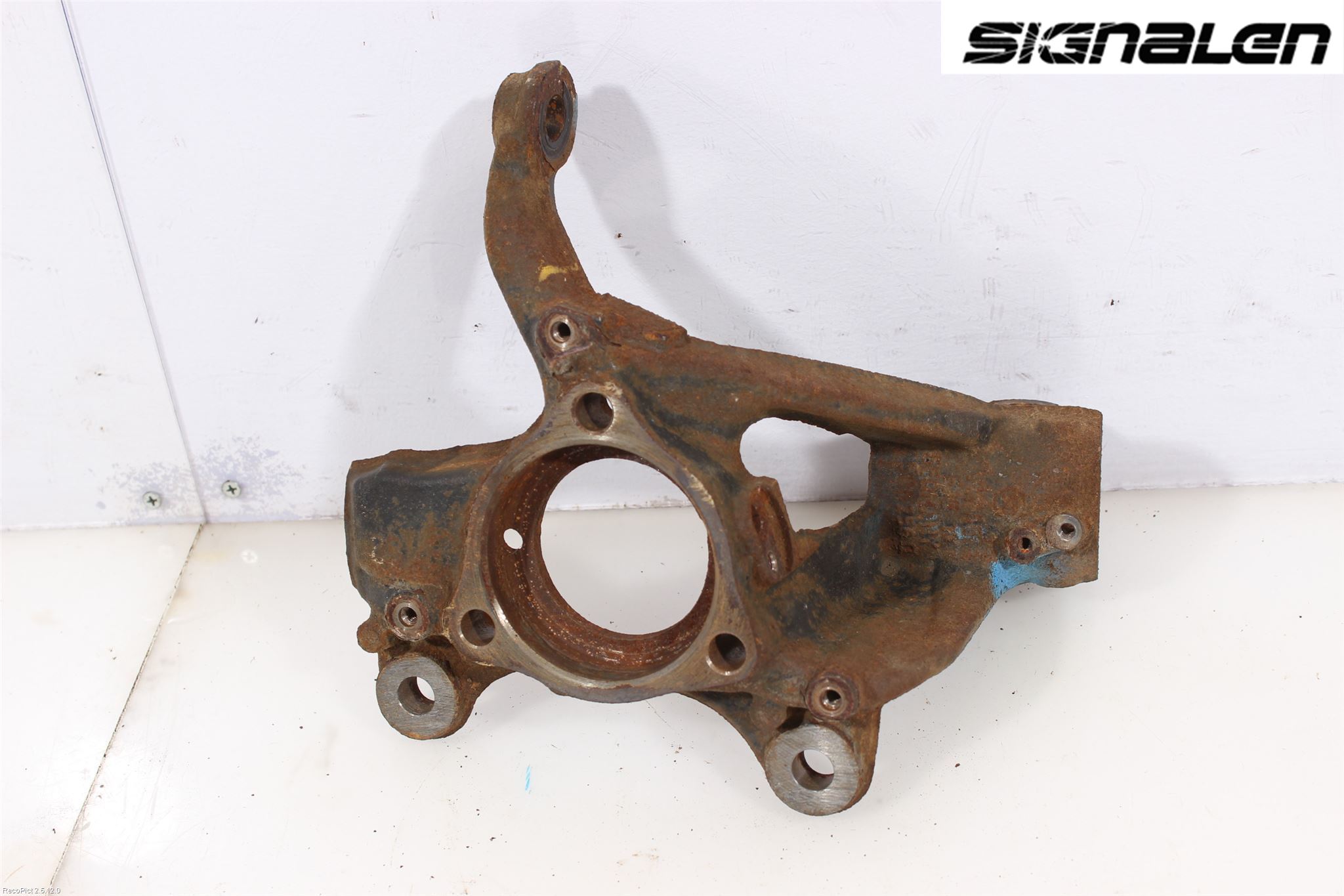 Volkswagen VW GOLF SPORTSVAN 15-20 Spindel Hf