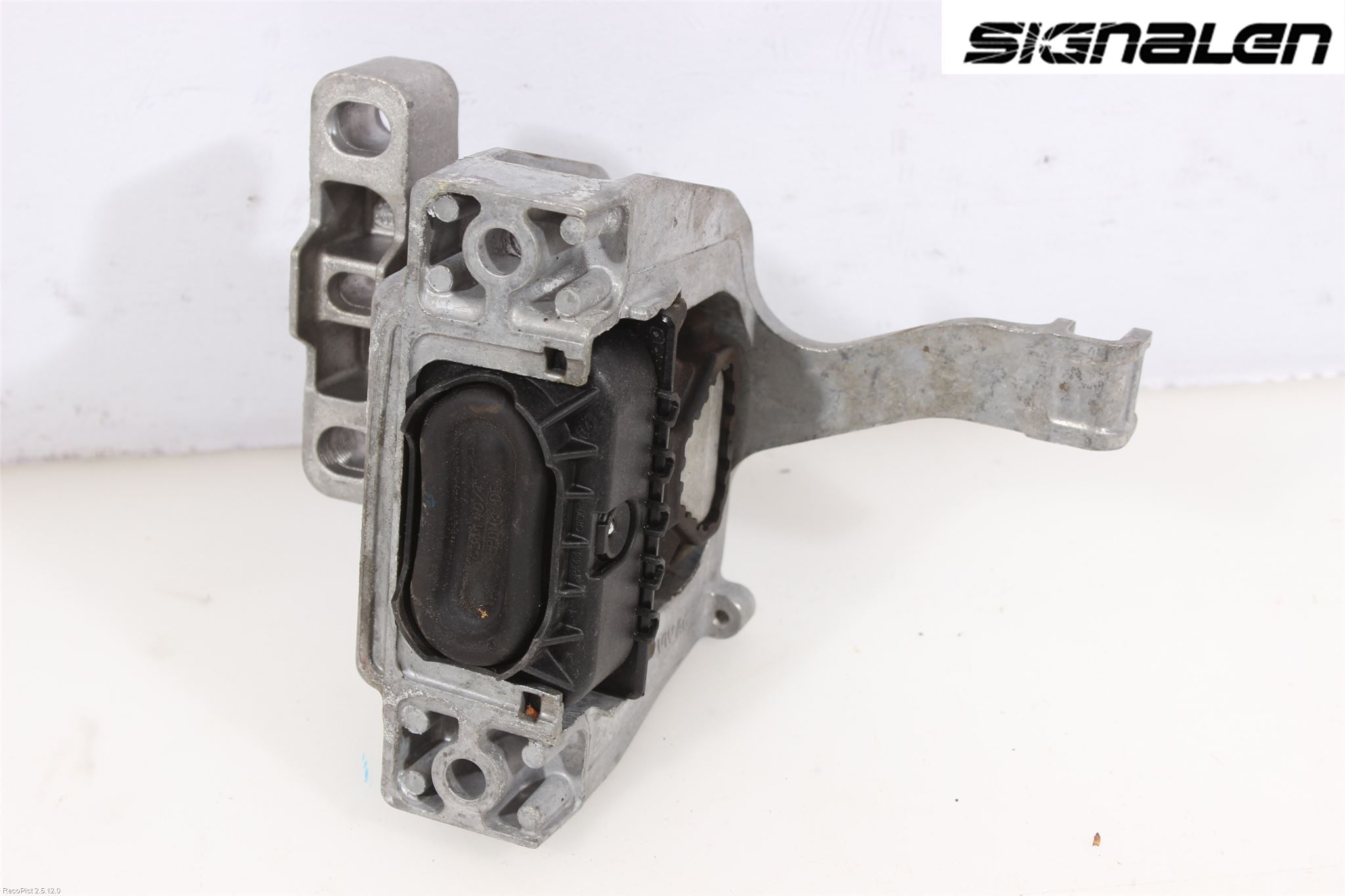 Volkswagen VW GOLF SPORTSVAN 15-20 Motor Feste Gummi