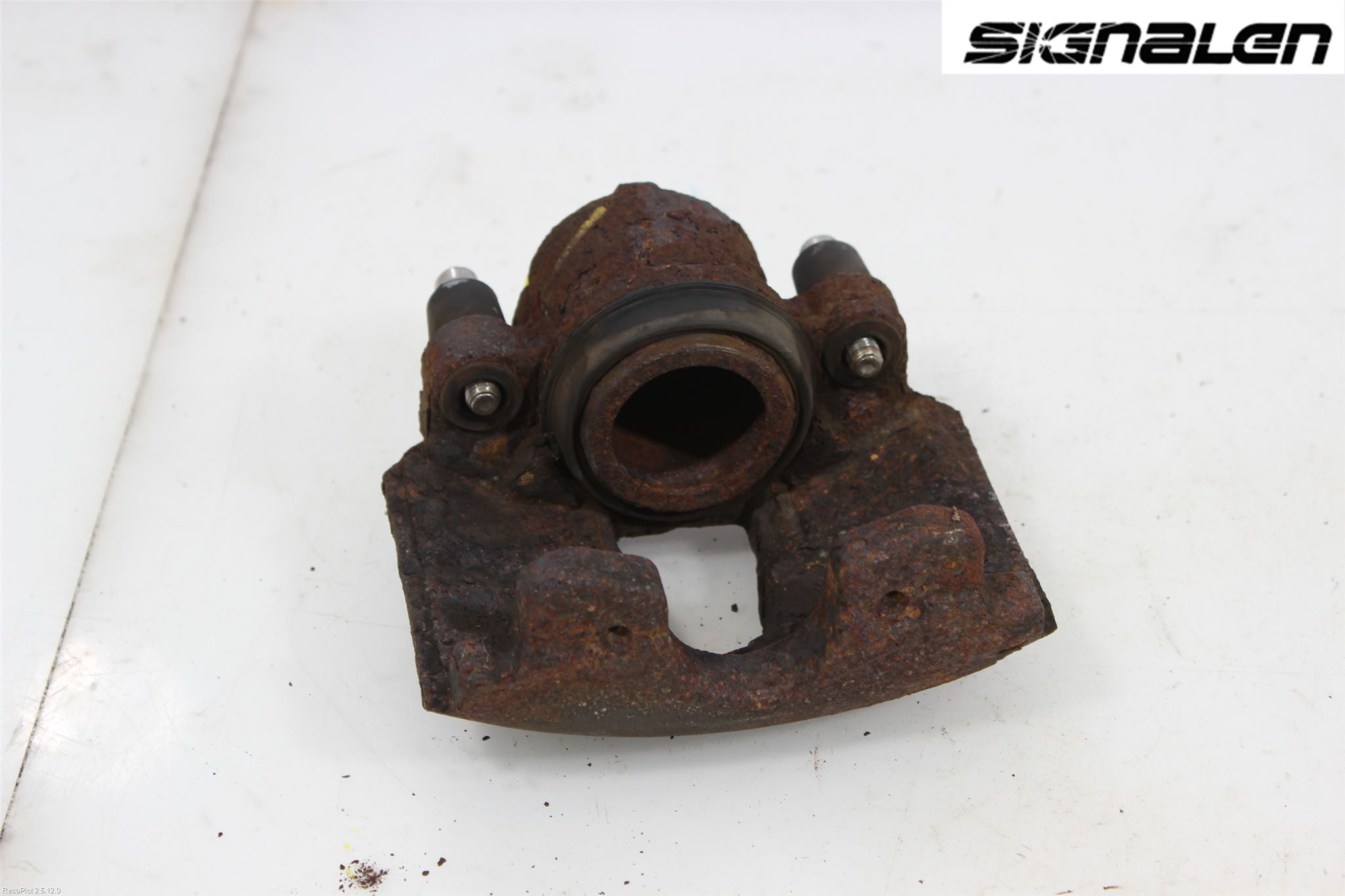 Ford FIESTA     02-05 Bremsecaliper Foran Venstre