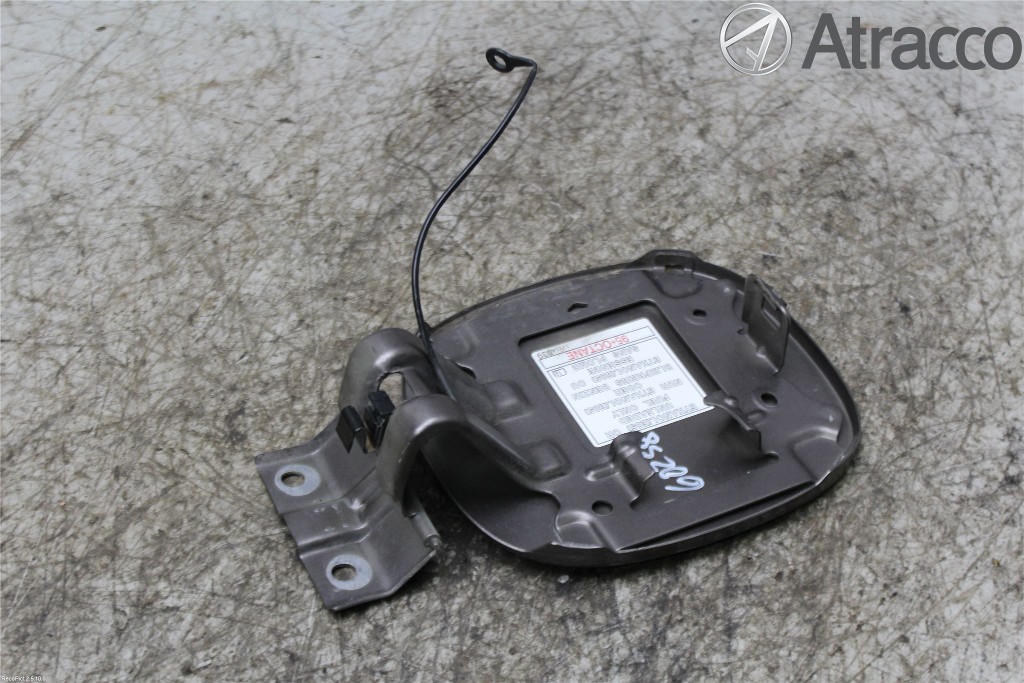 Mitsubishi OUTLANDER 07-12 Drivstoff Tankluke