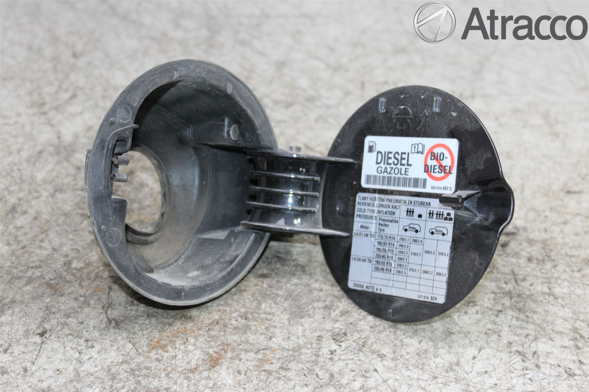 Skoda PRAKTIK Drivstoff Tankluke