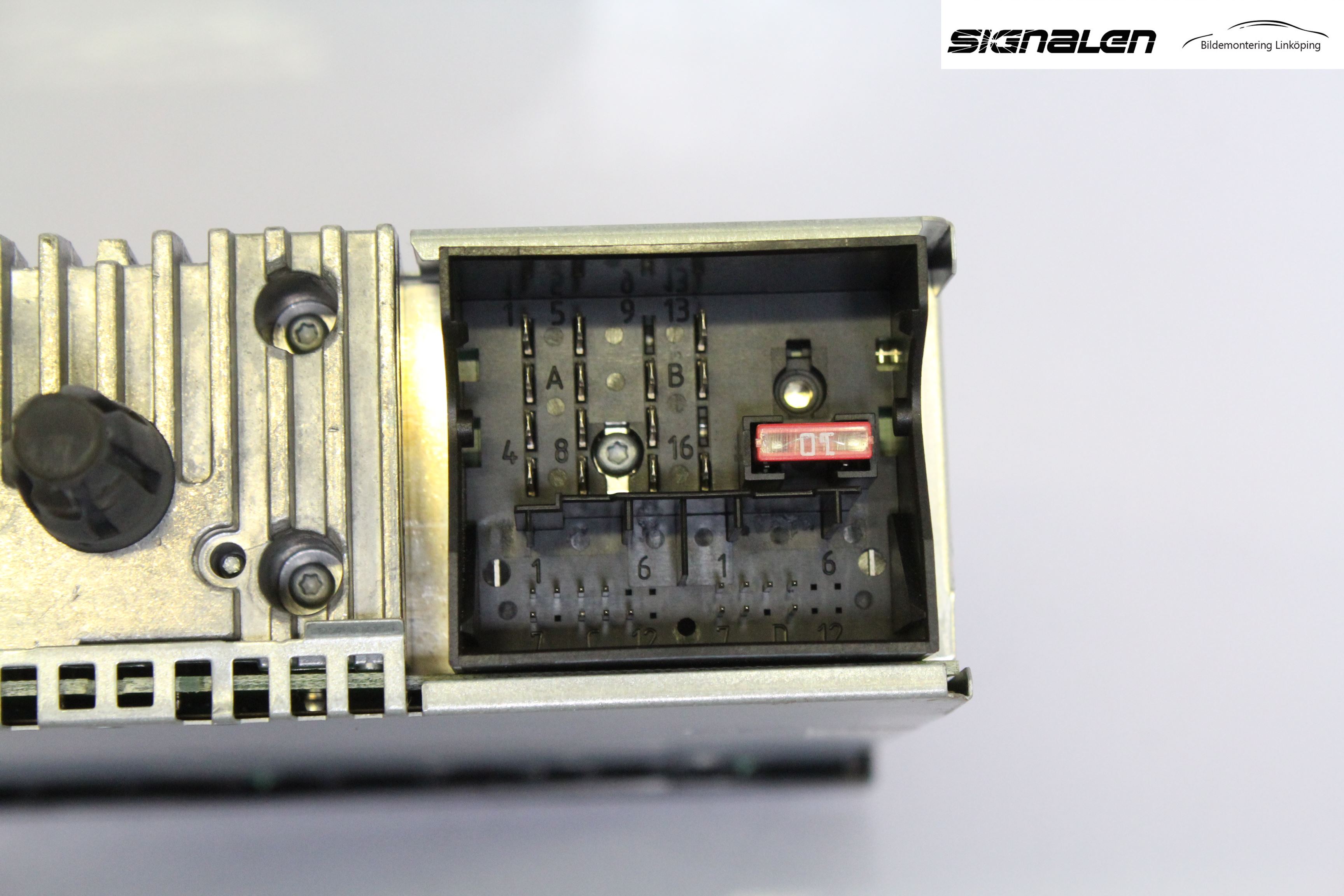 Peugeot 307     05-08 Stereo Radio Med Cd