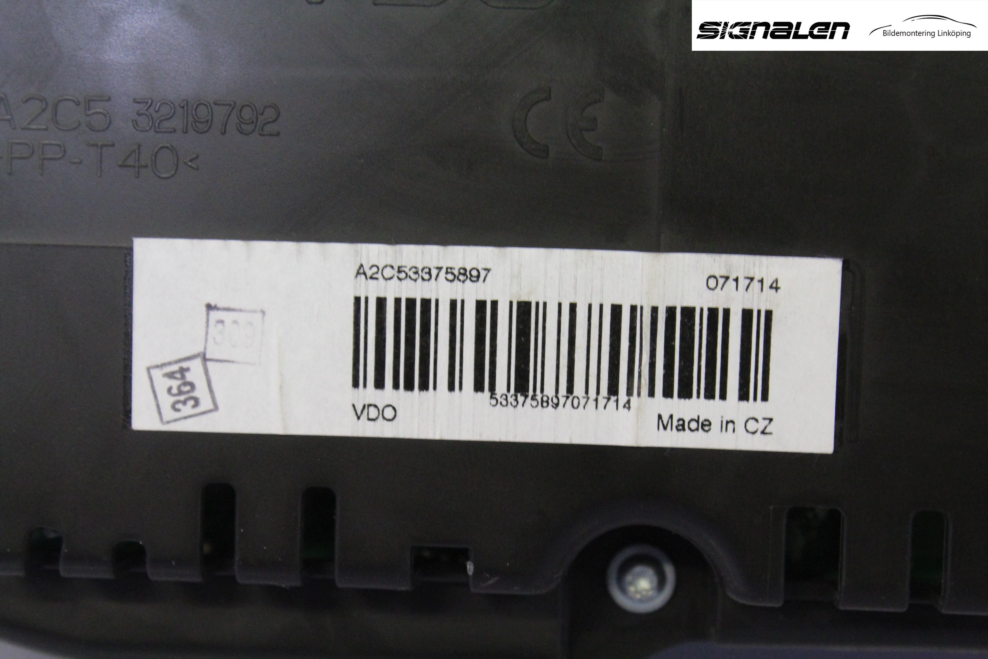 Volkswagen VW PASSAT 05-11 Instr Kombinert