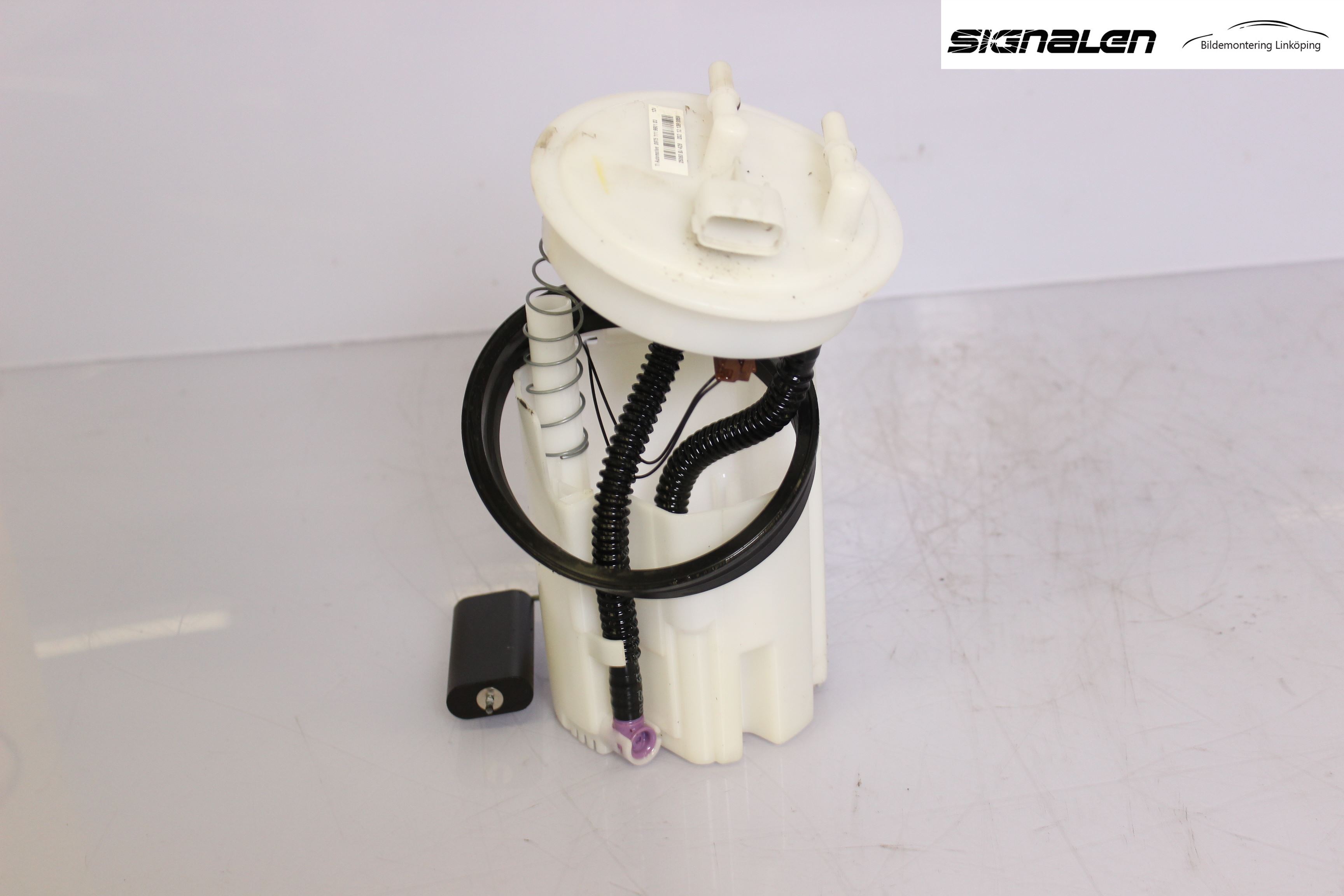Nissan NV200/NV200 COMBI Giver Drivstofftank