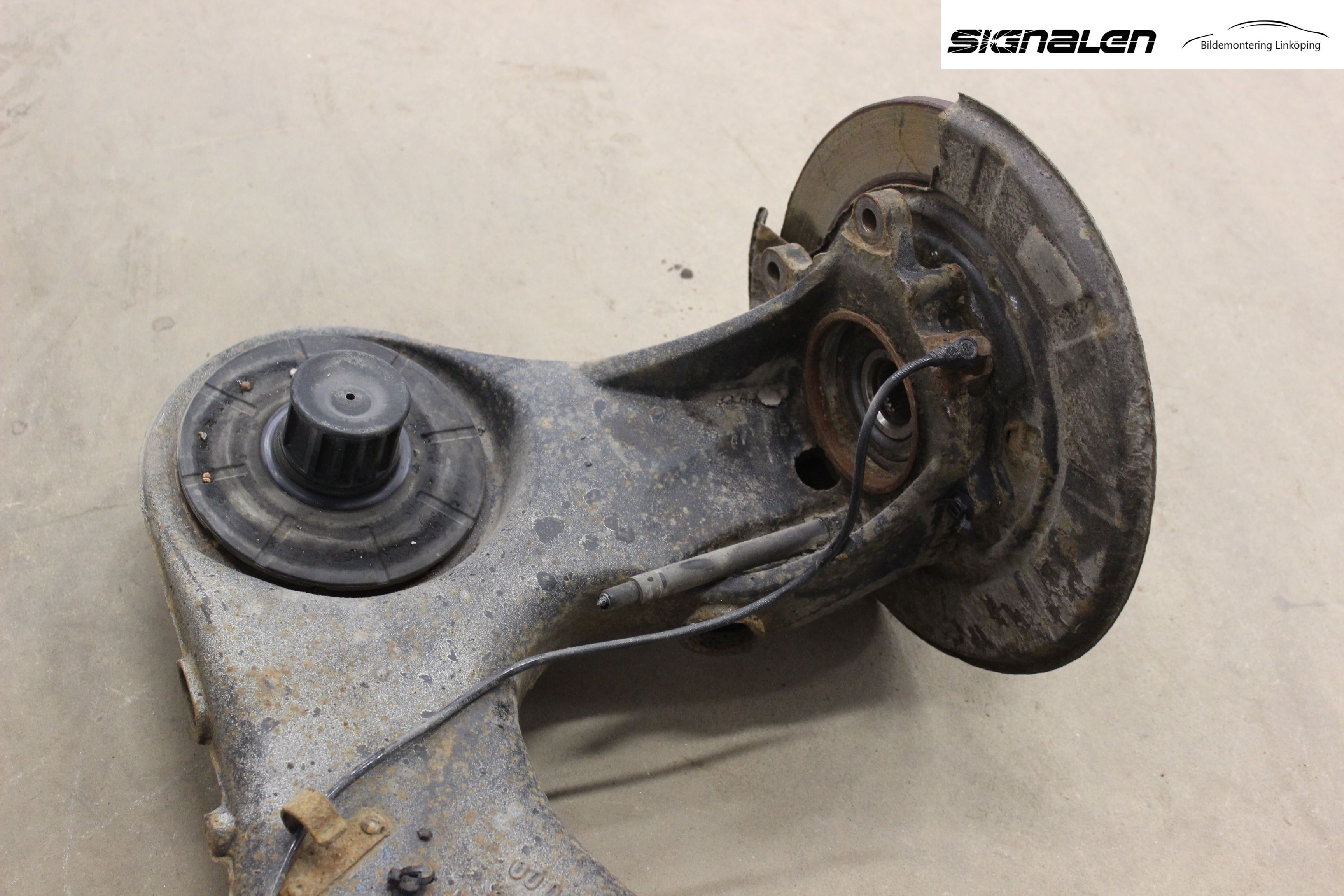 Mercedes-Benz MB VITO/VIANO (W639) 04-14 Spindel Vb